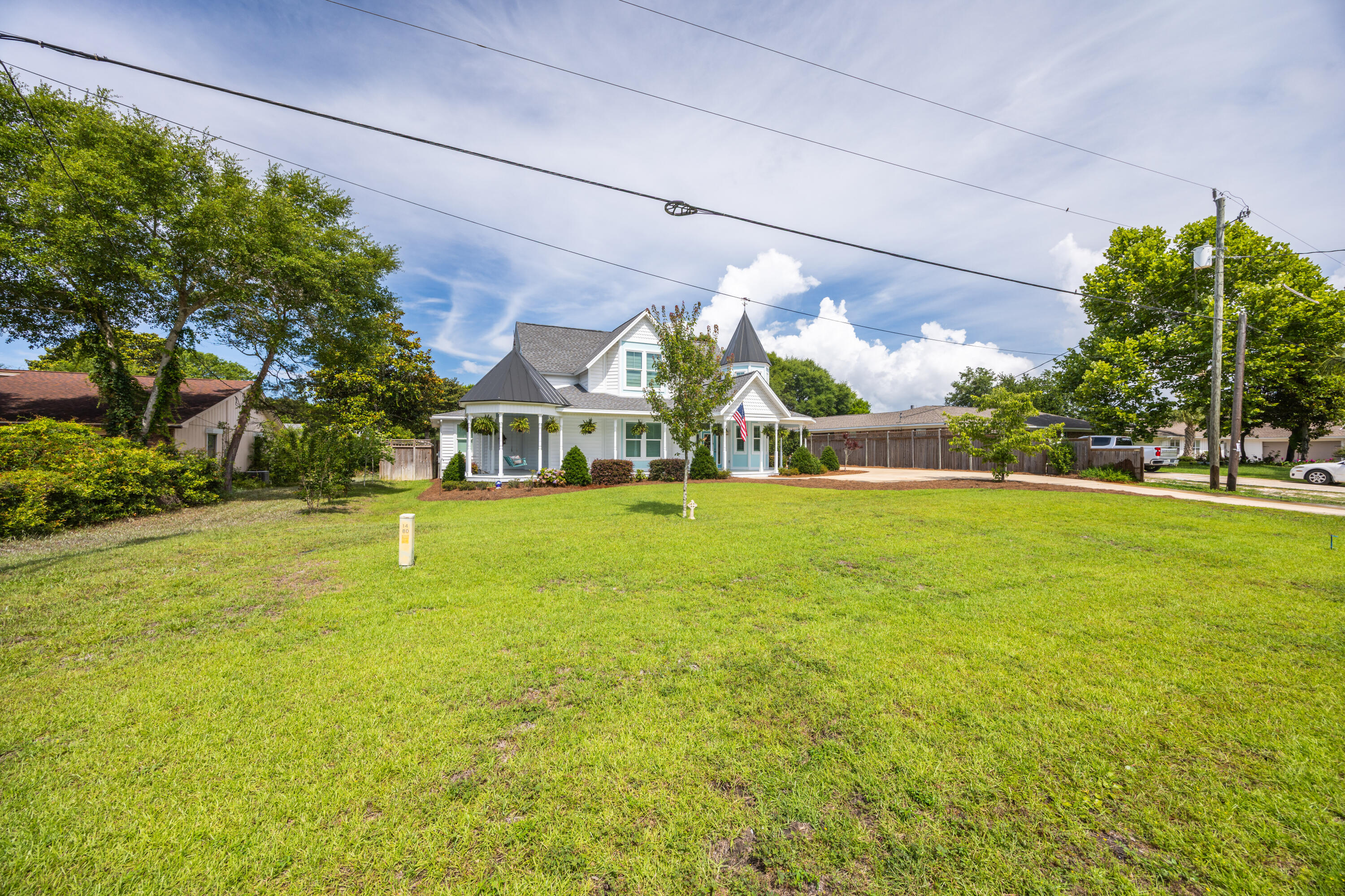 CALHOUN S/D TO DESTIN - Residential