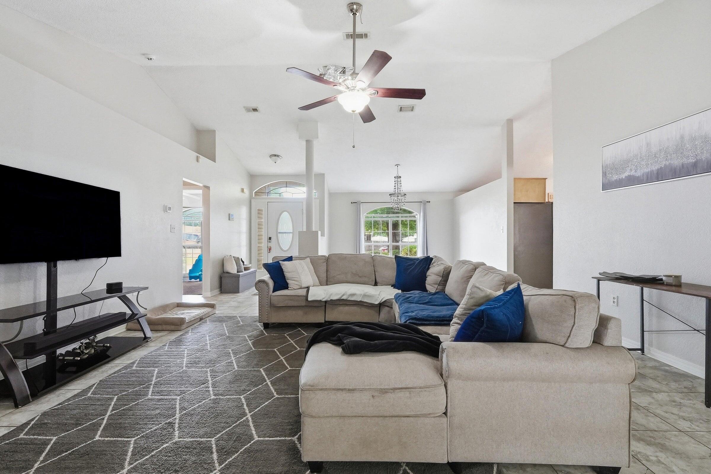 STEEPLECHASE PH 1 - Residential Lease