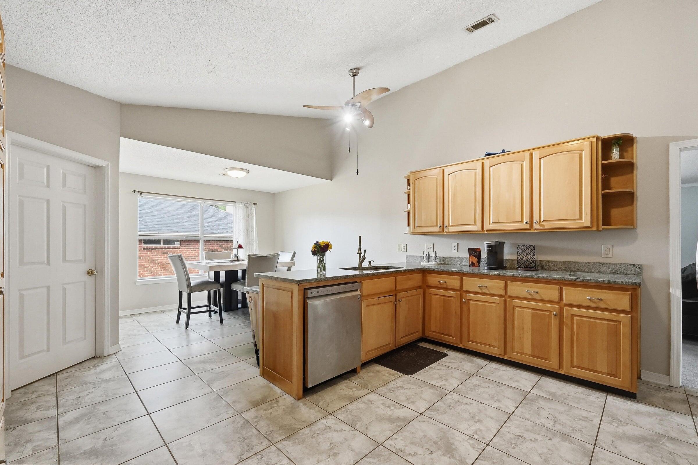 STEEPLECHASE PH 1 - Residential Lease
