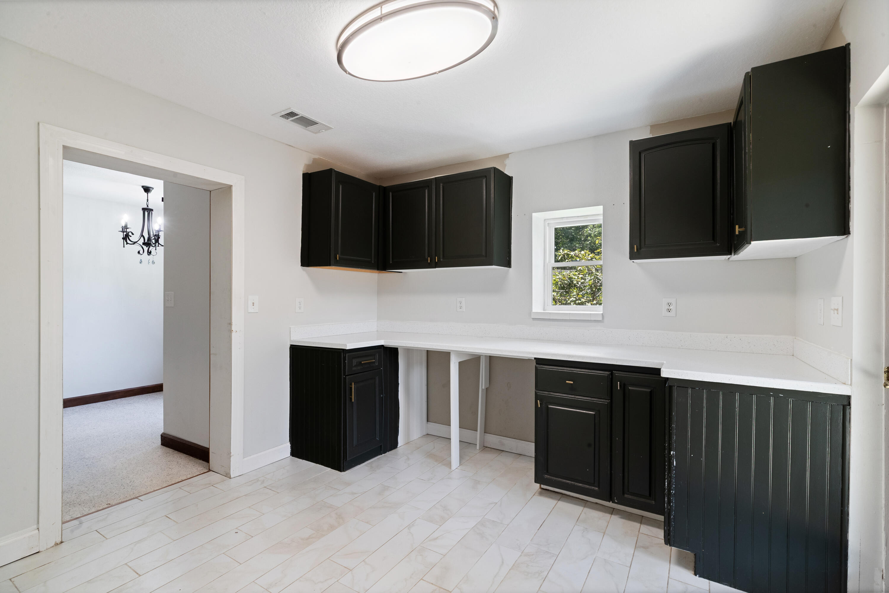 OAK TREE PARK - Residential