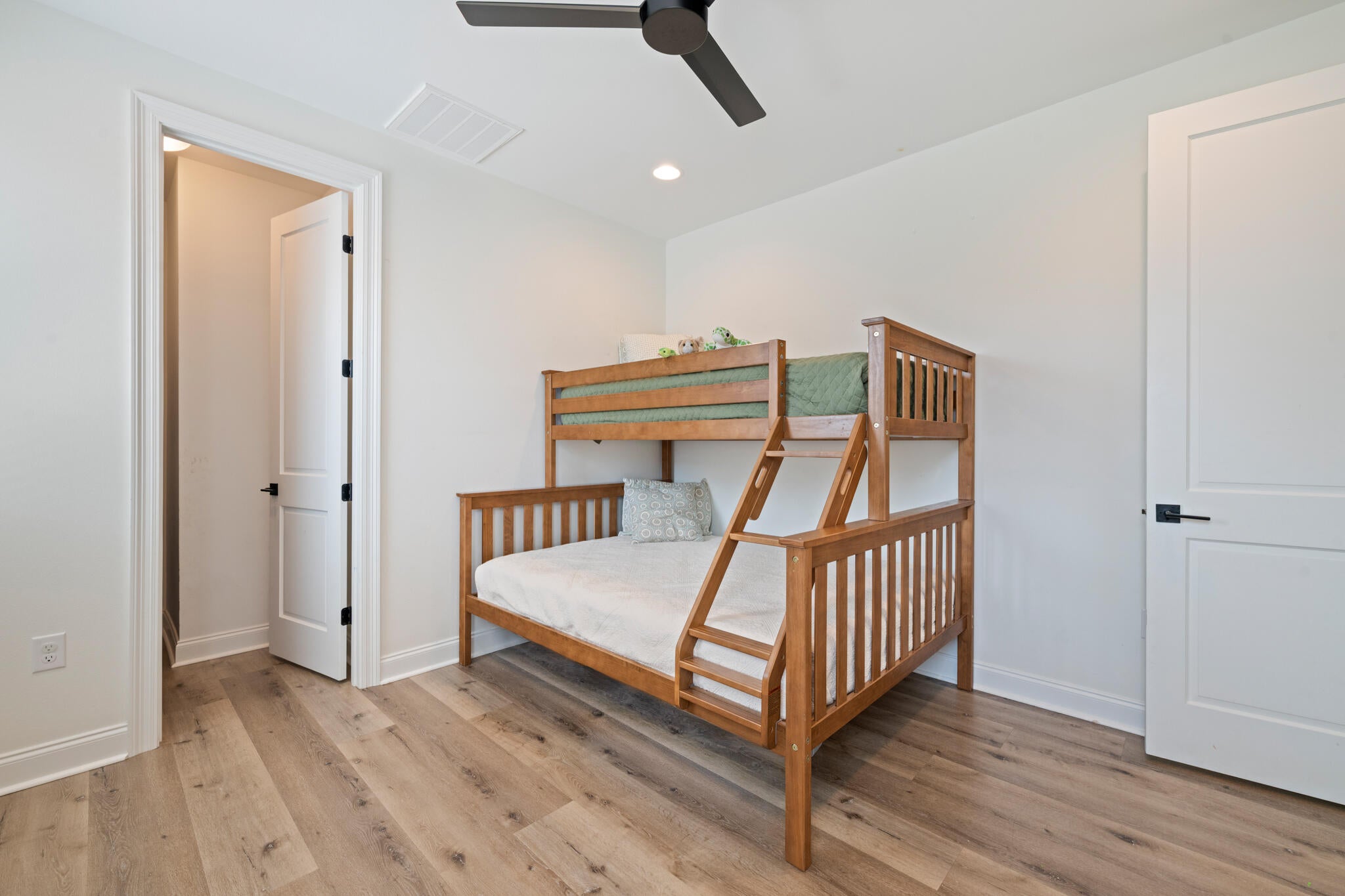 RAIDERS LANDING PHASE
1B LOT 83 - Residential