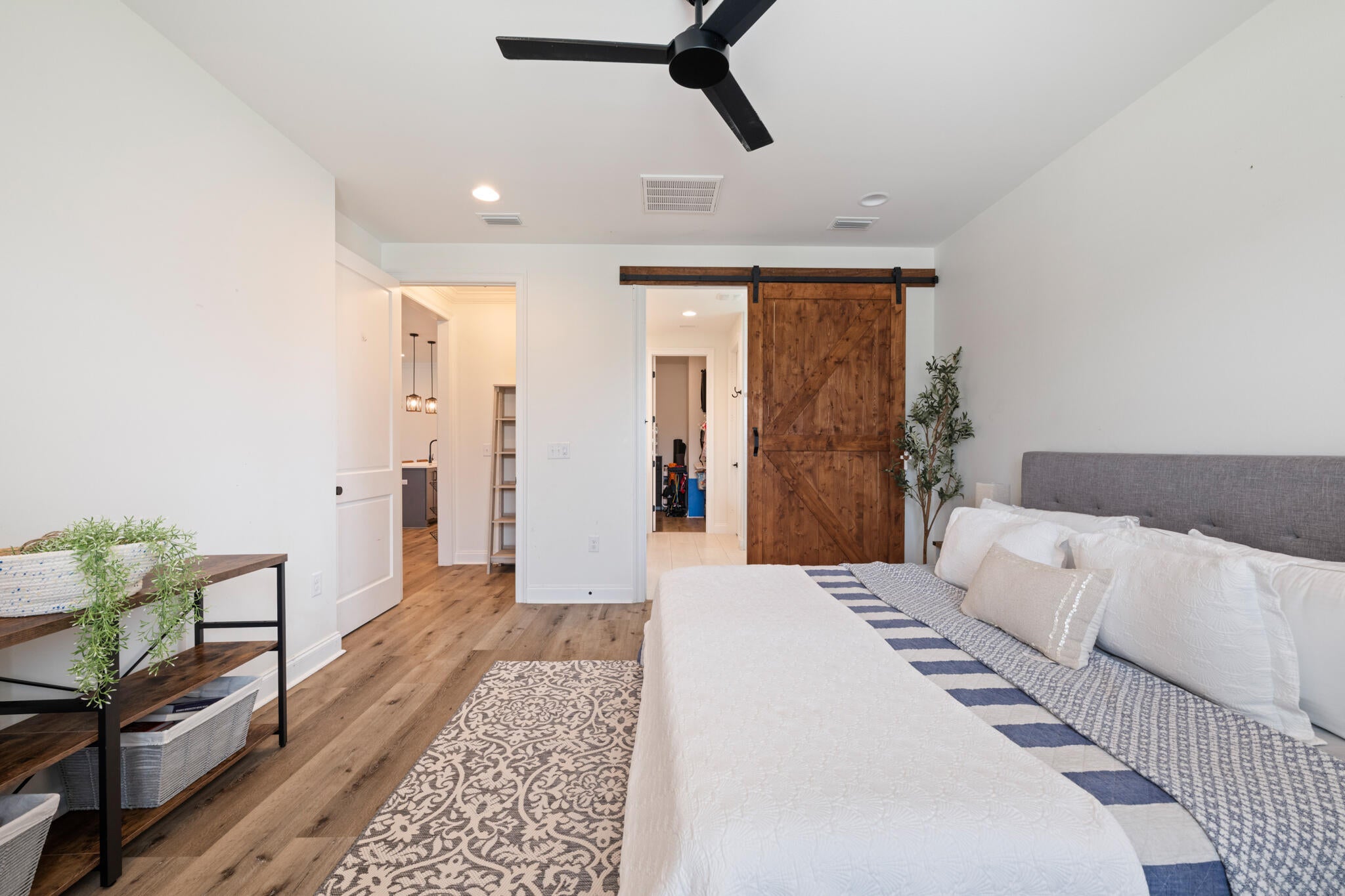 RAIDERS LANDING PHASE
1B LOT 83 - Residential
