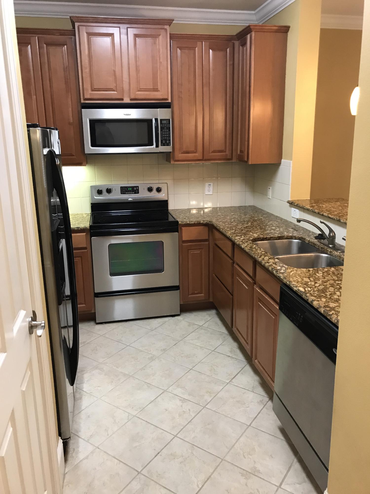 EAGLE BAY - Residential Lease