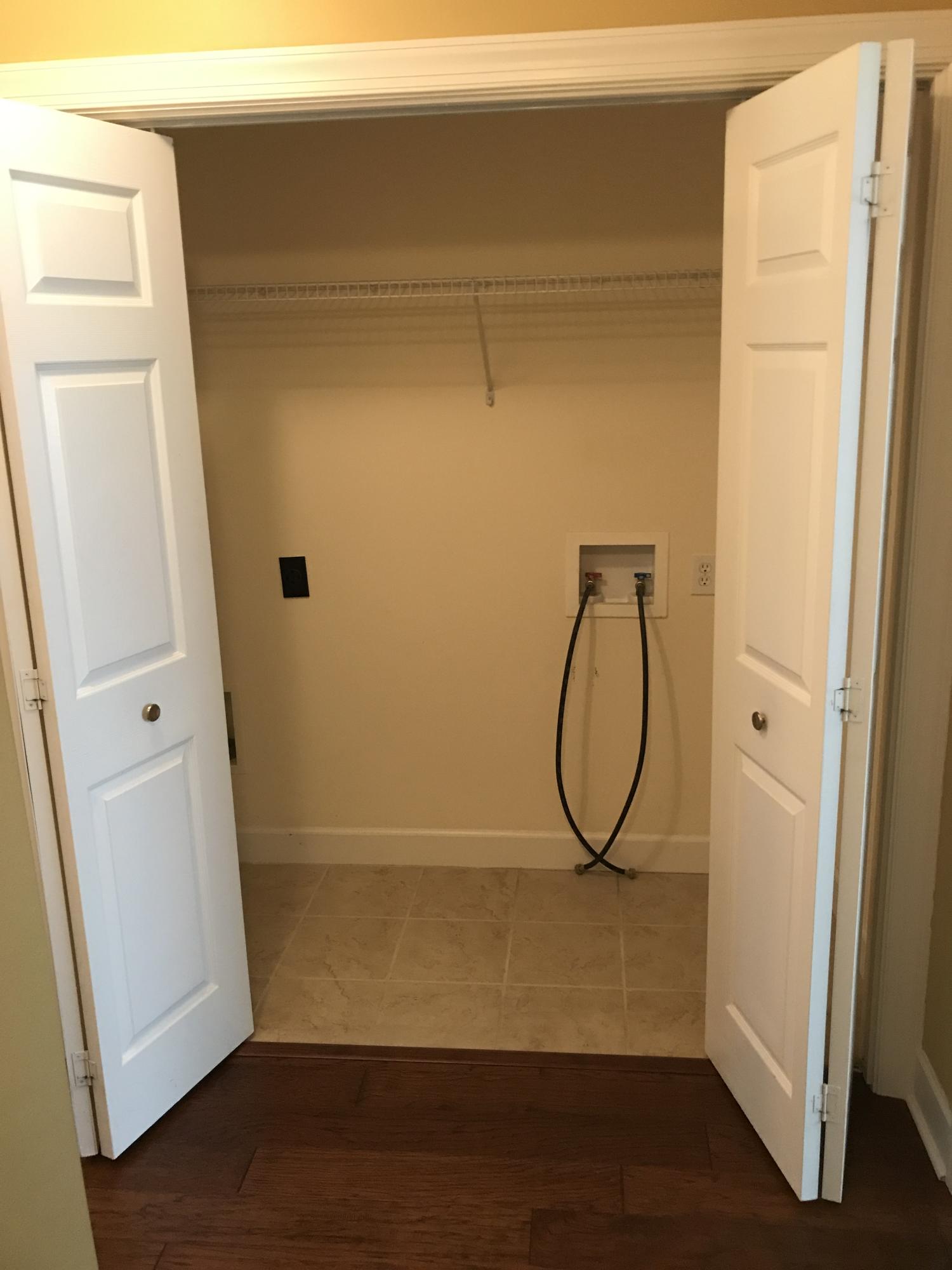 EAGLE BAY - Residential Lease