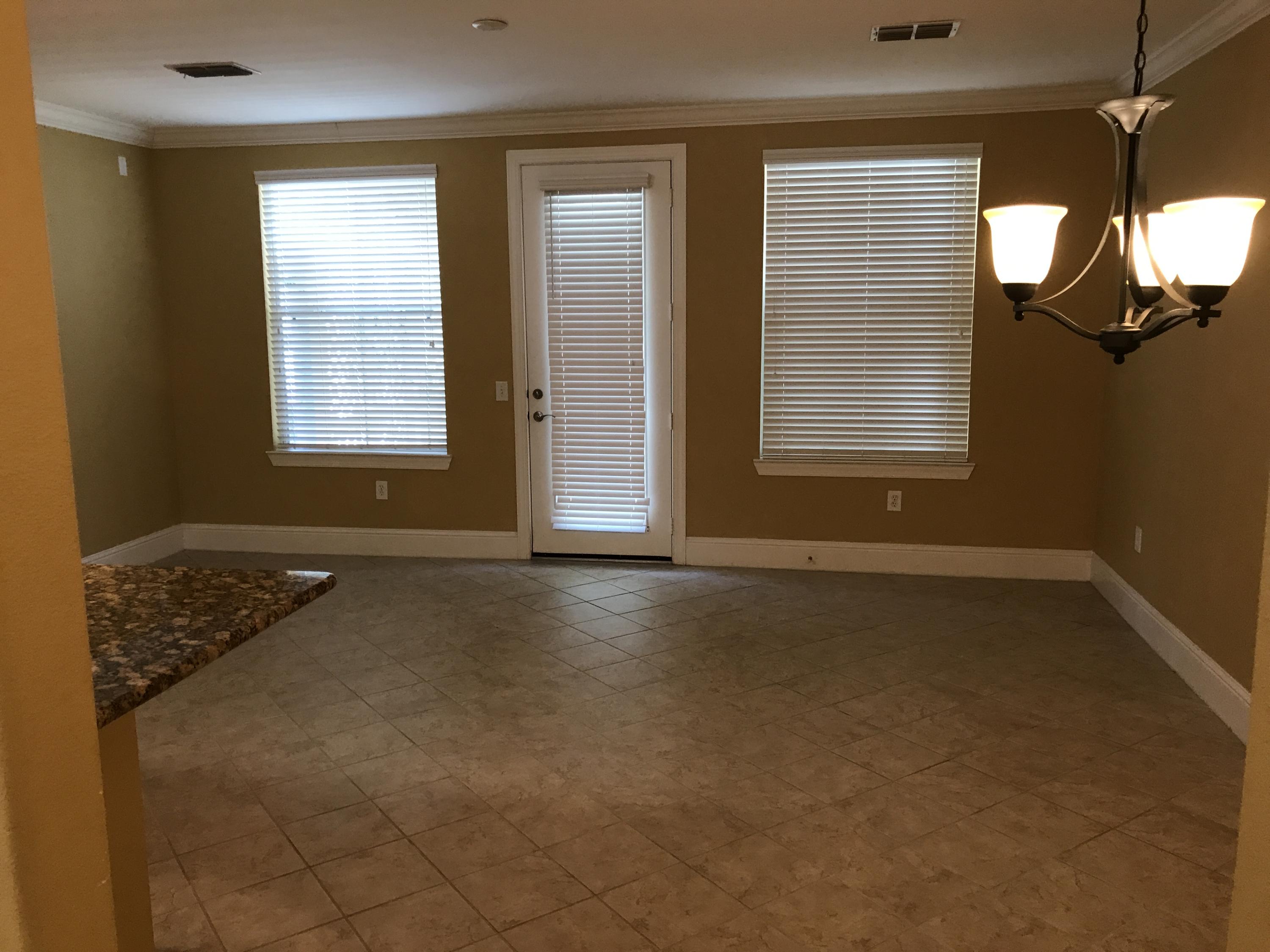 EAGLE BAY - Residential Lease