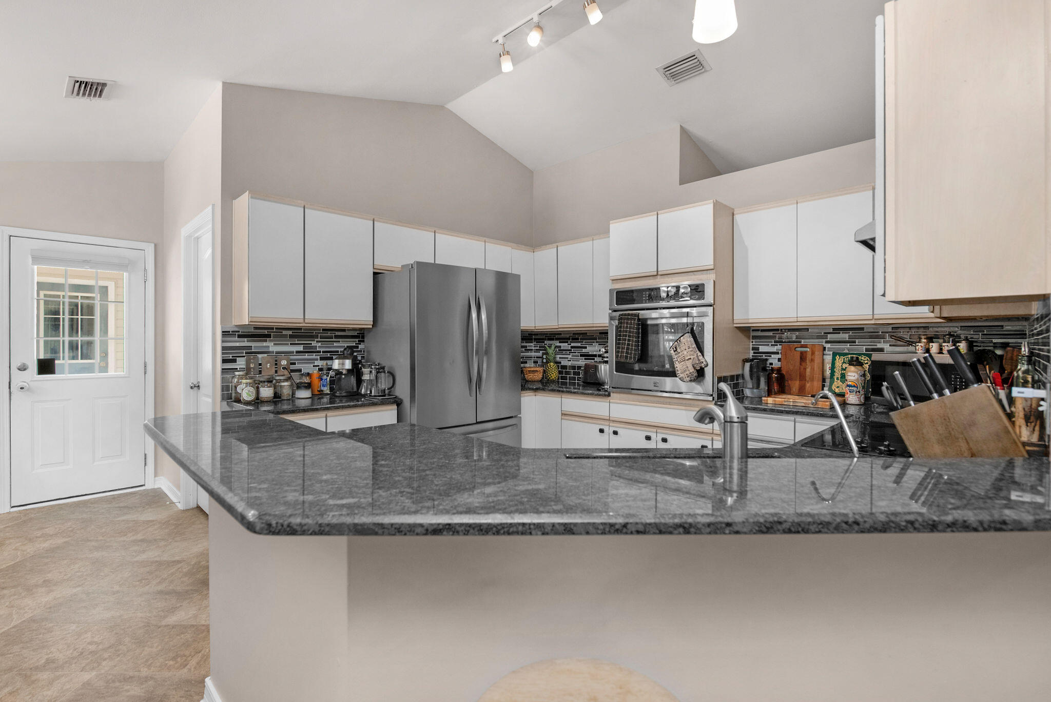 HOLLEY BY THE SEA - Residential
