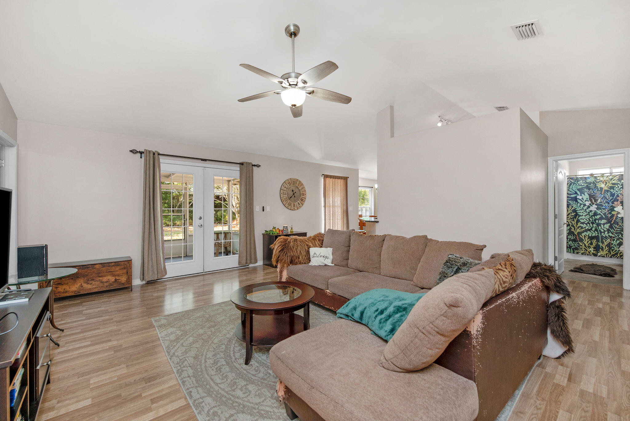 HOLLEY BY THE SEA - Residential