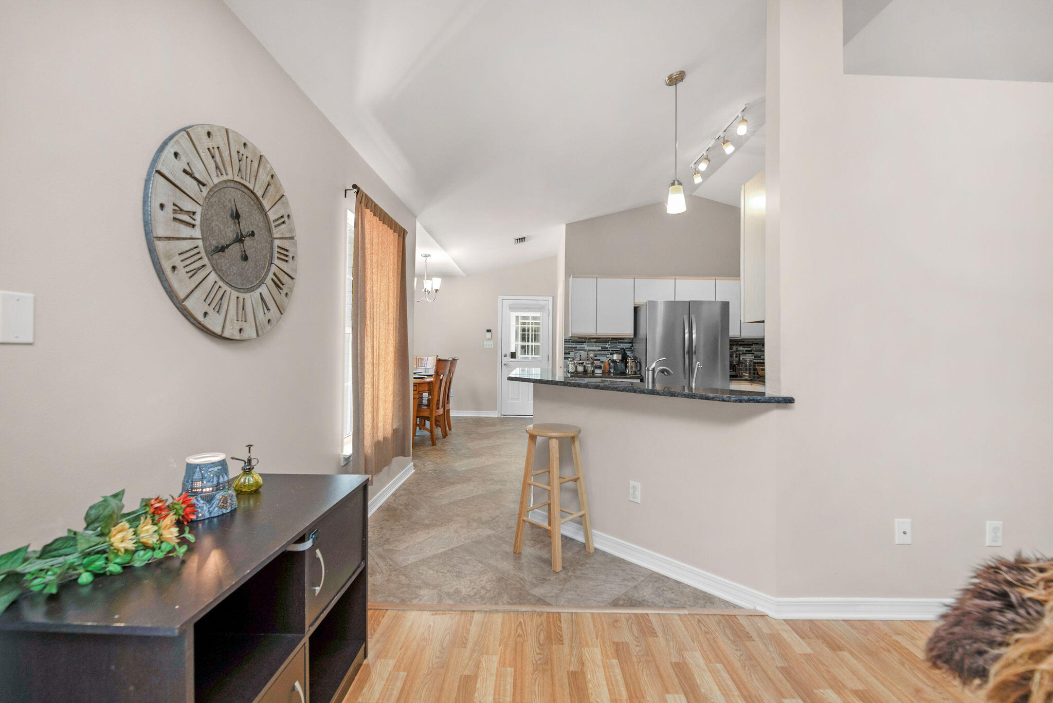 HOLLEY BY THE SEA - Residential
