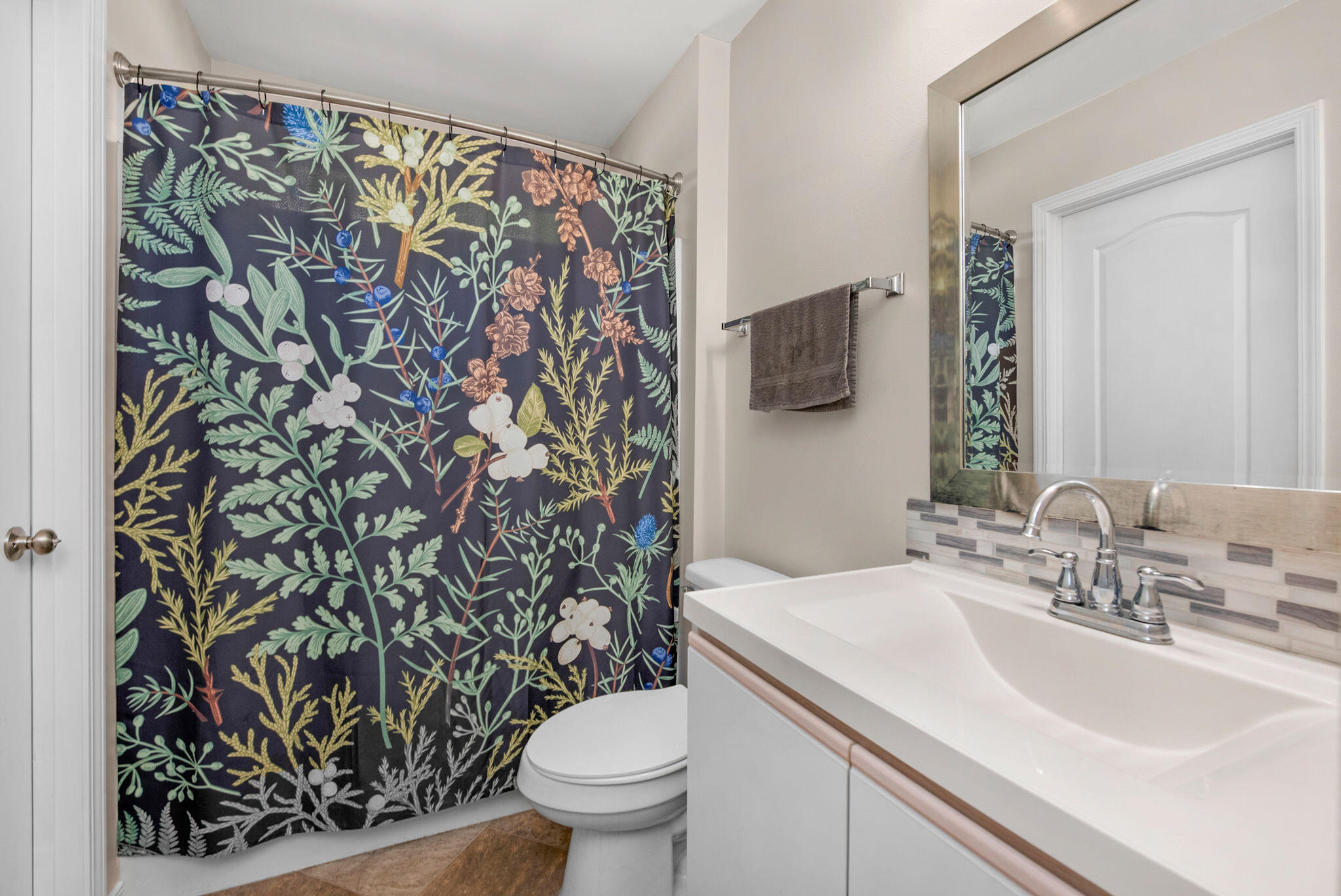 HOLLEY BY THE SEA - Residential