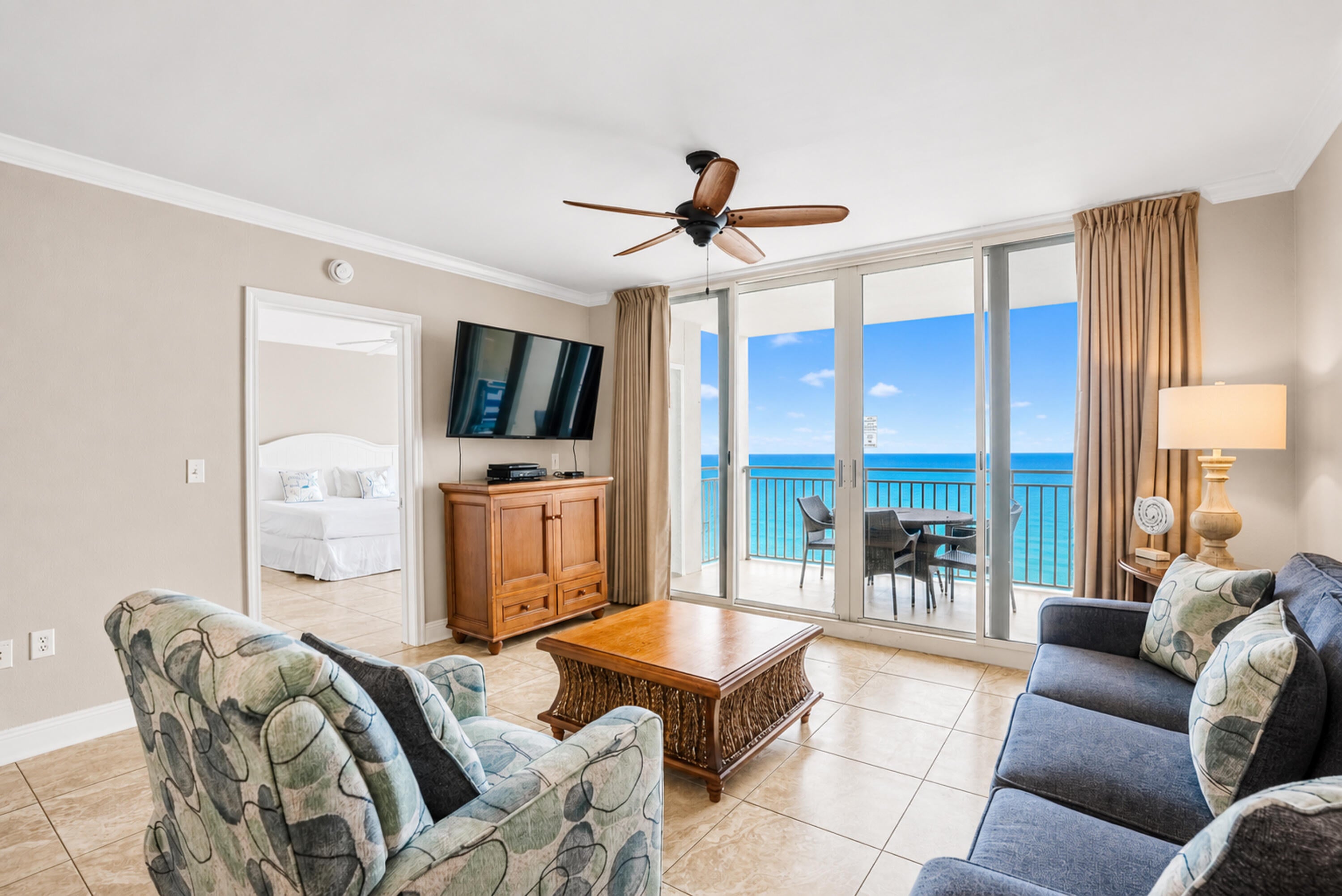 EMERALD BEACH RESORT - Residential