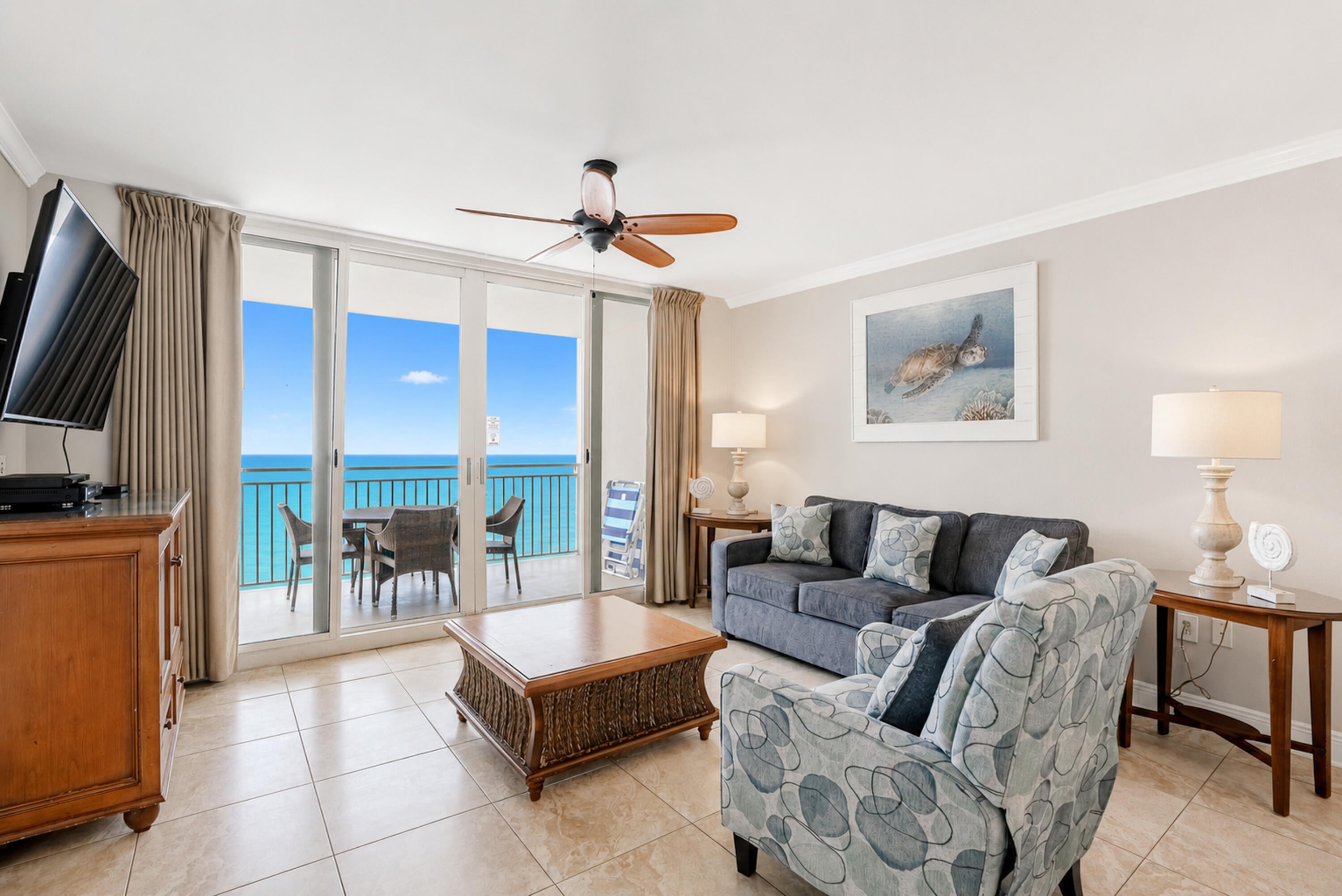 EMERALD BEACH RESORT - Residential