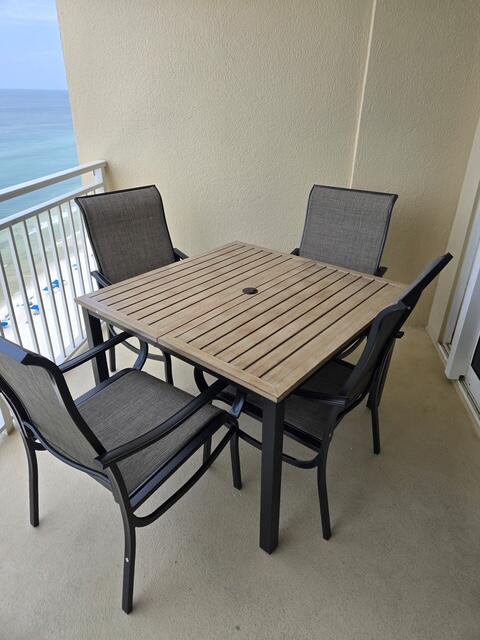 EMERALD BEACH RESORT - Residential