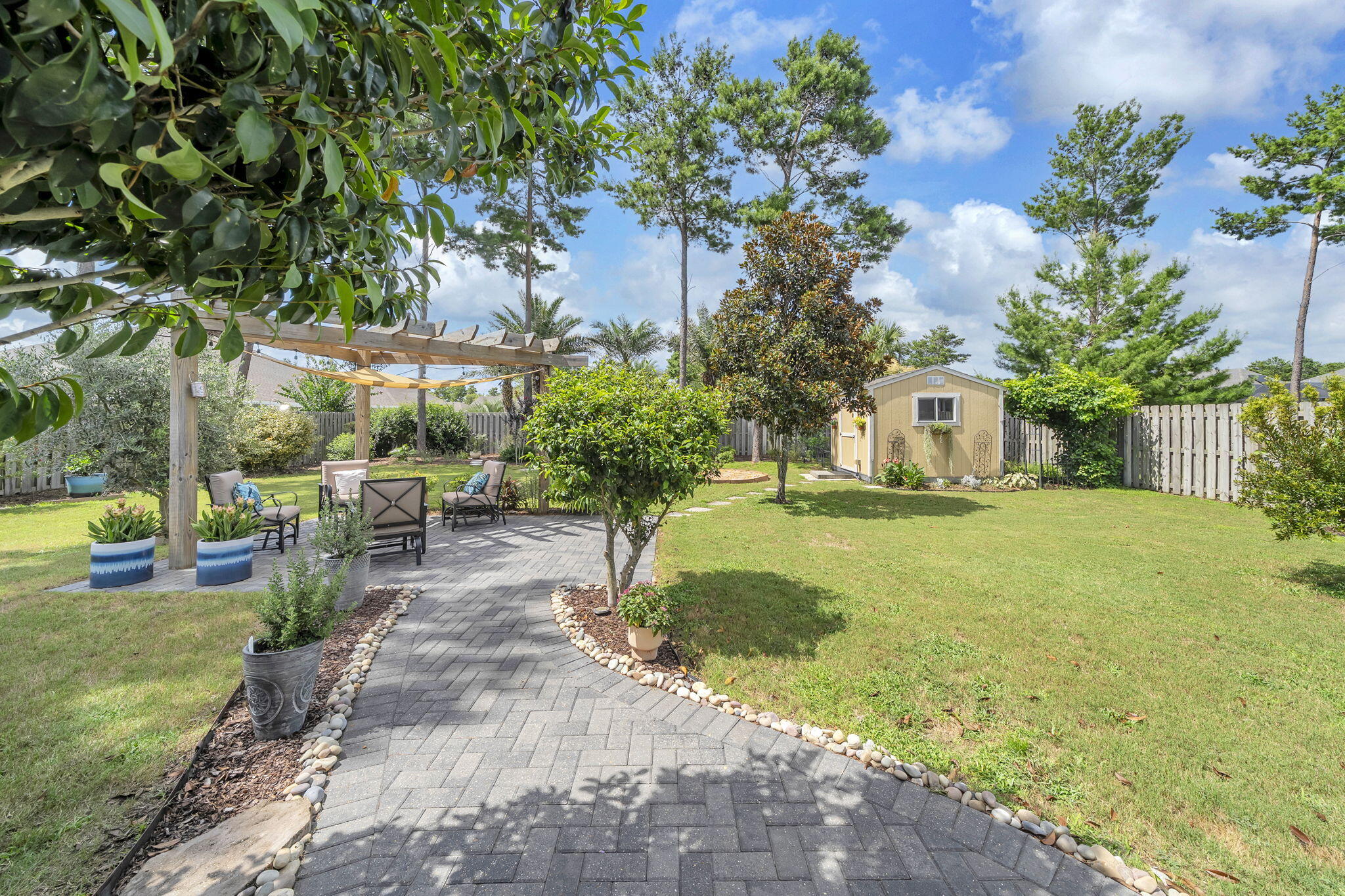 HAMMOCK BAY - Residential
