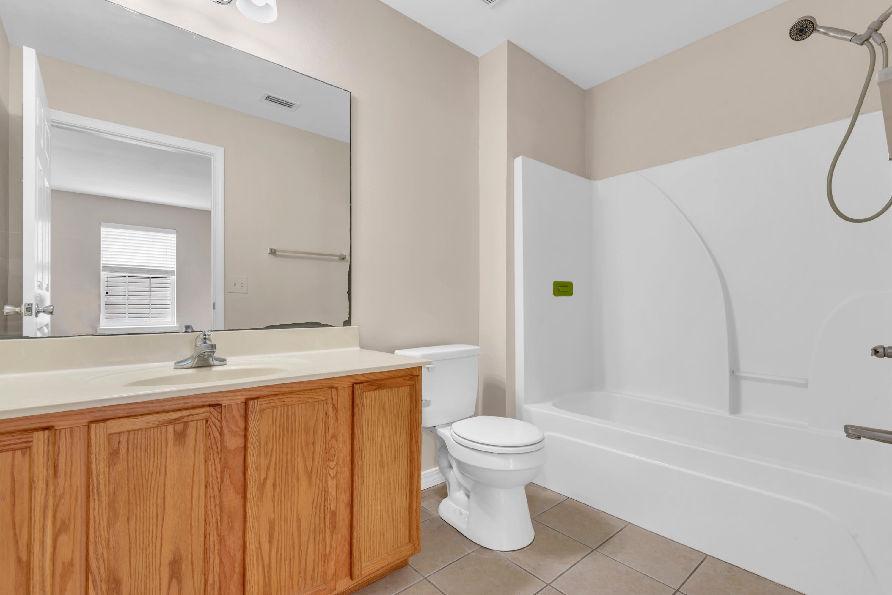 DAVENPORT PLACE CONDOS - Residential Lease