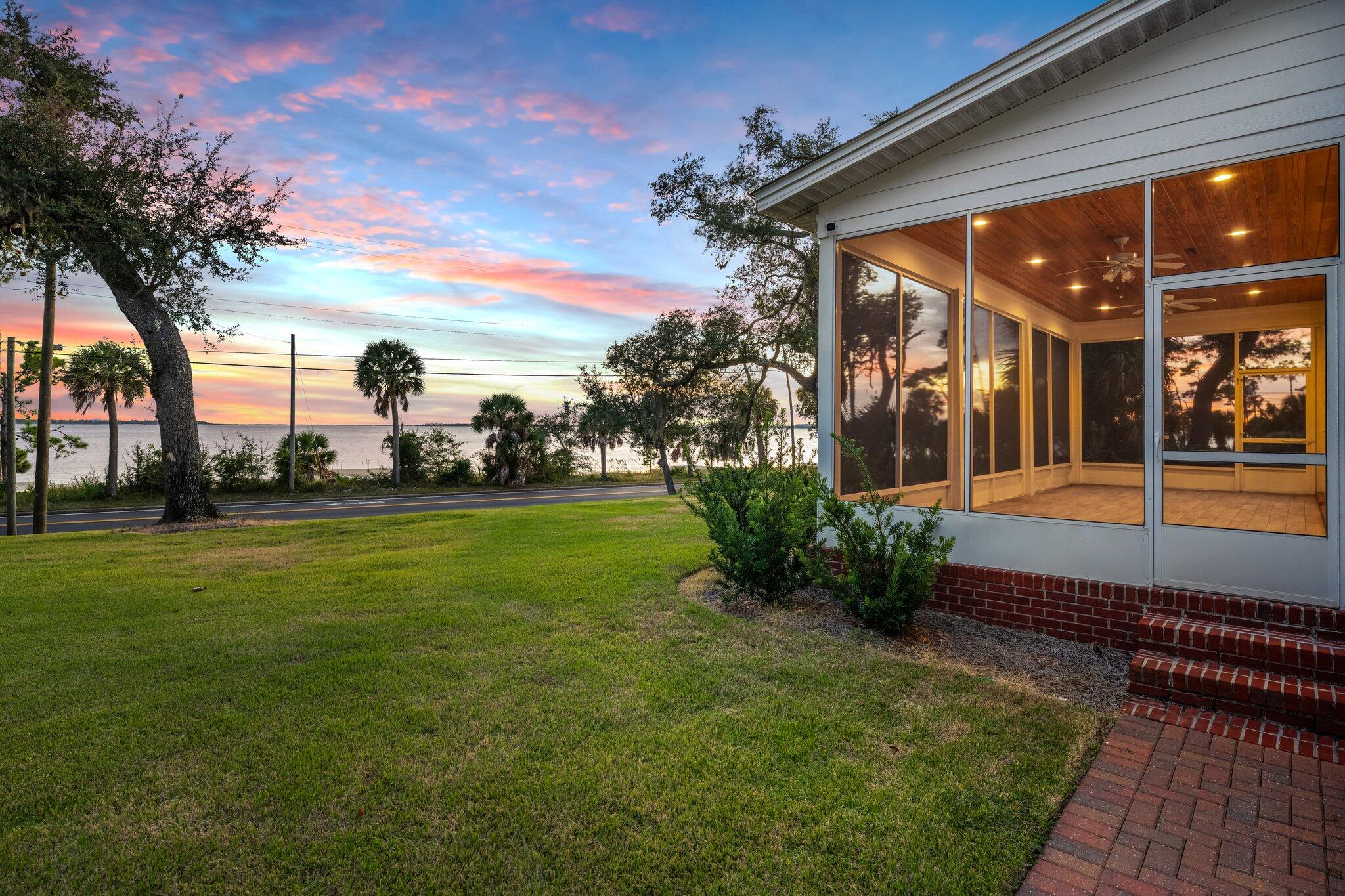 NO RECORDED SUBDIVISION - Residential