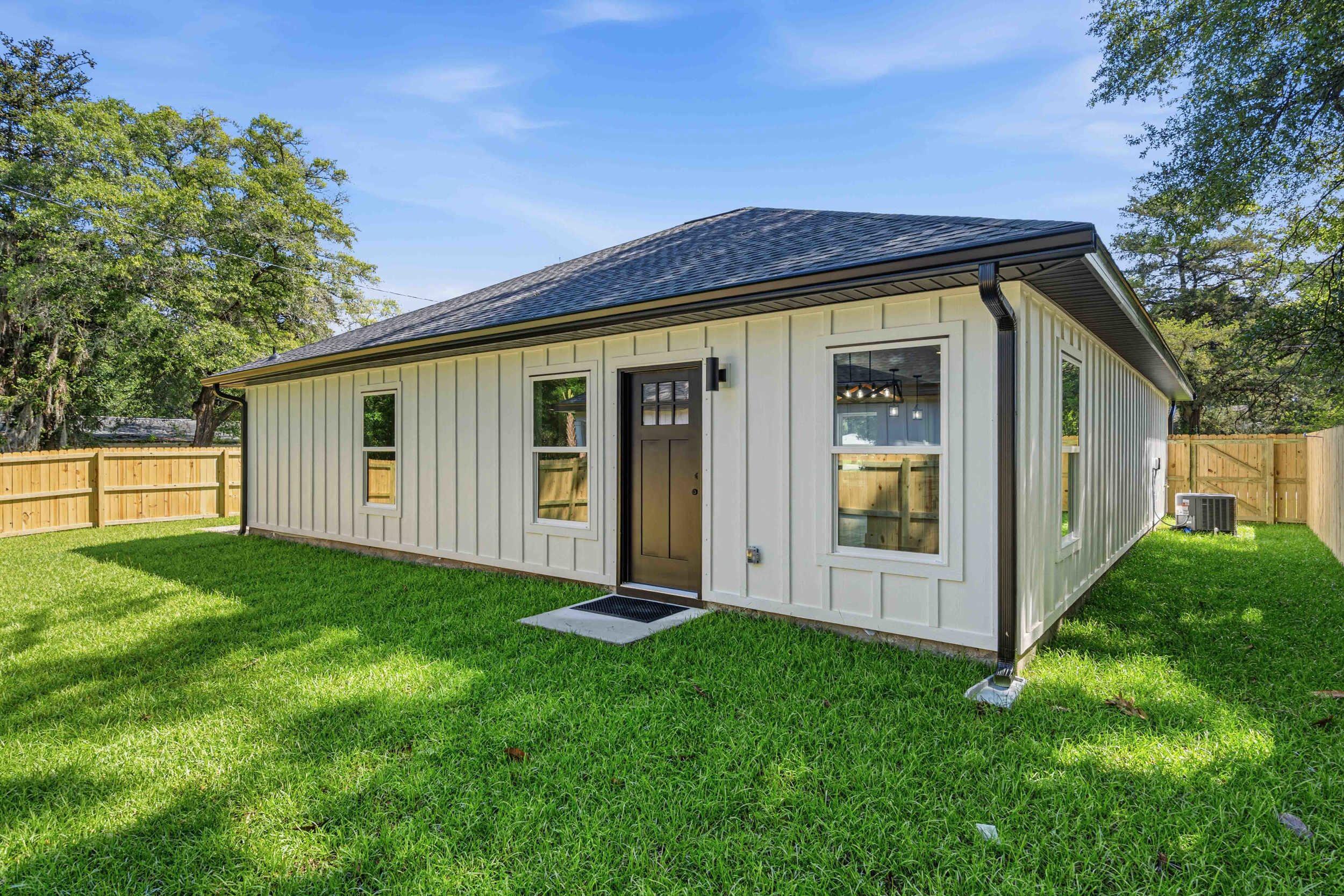 231100.00 - Residential Lease