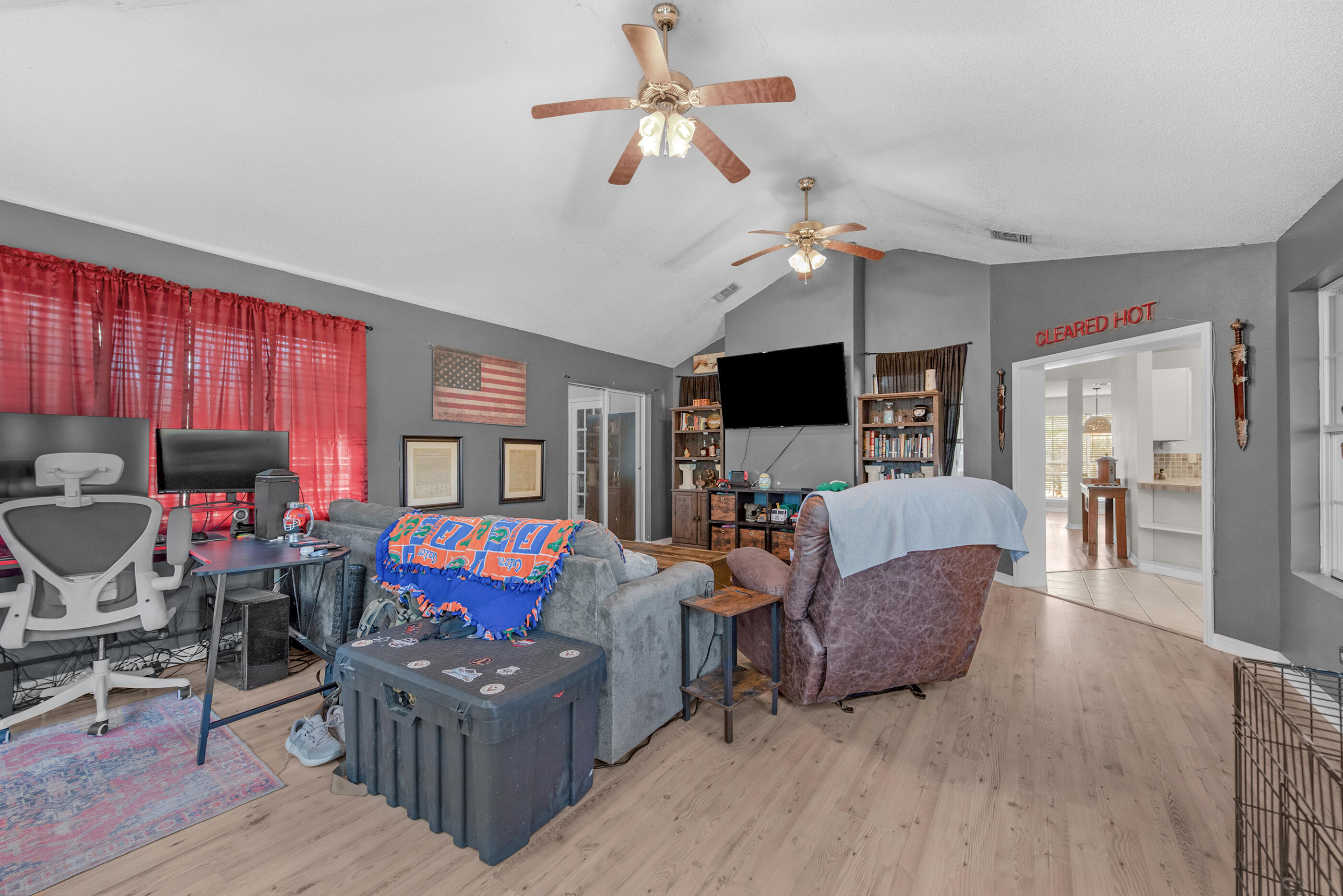 HOLLEY BY THE SEA - Residential