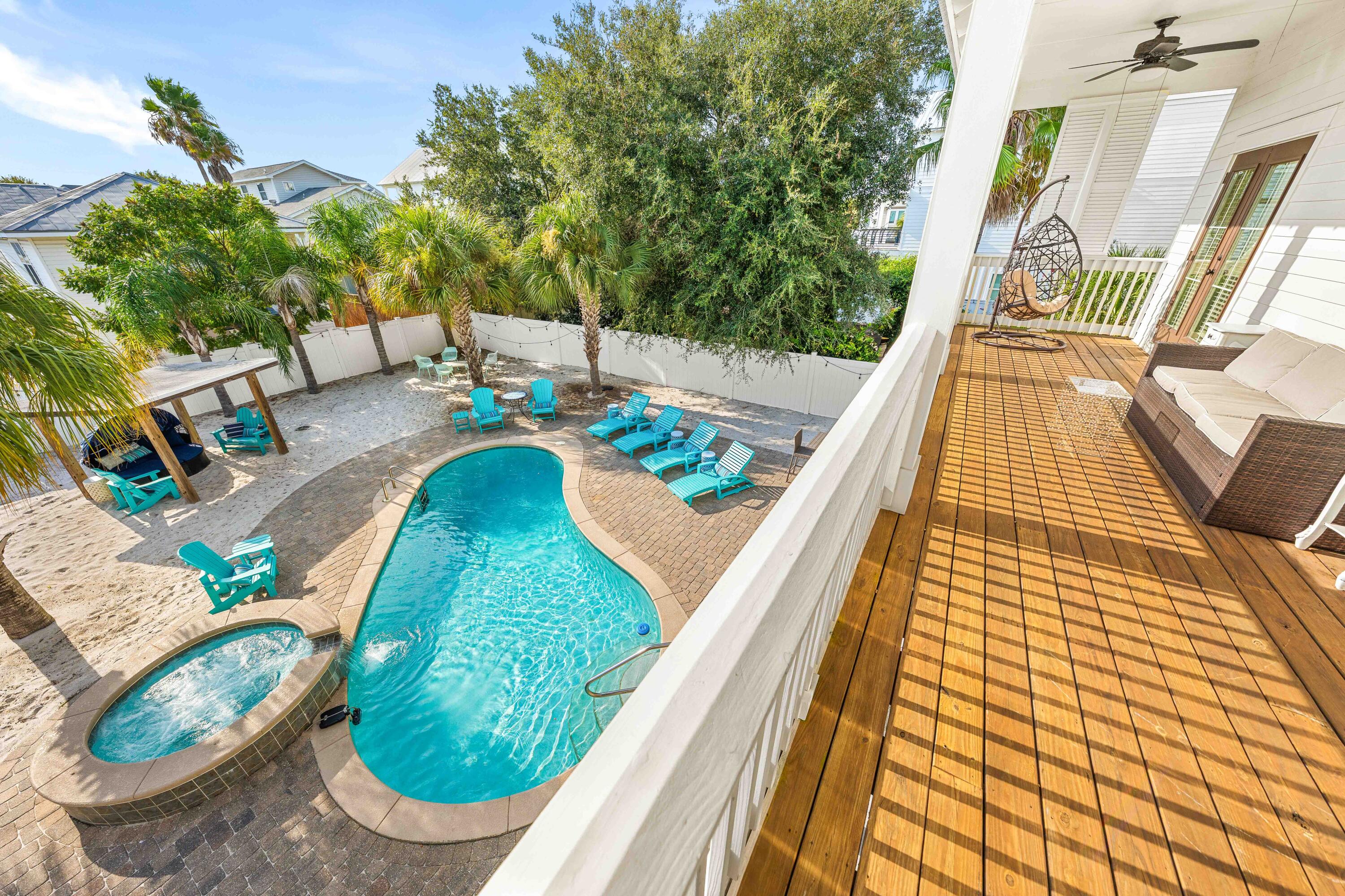 CRYSTAL BEACH - Residential