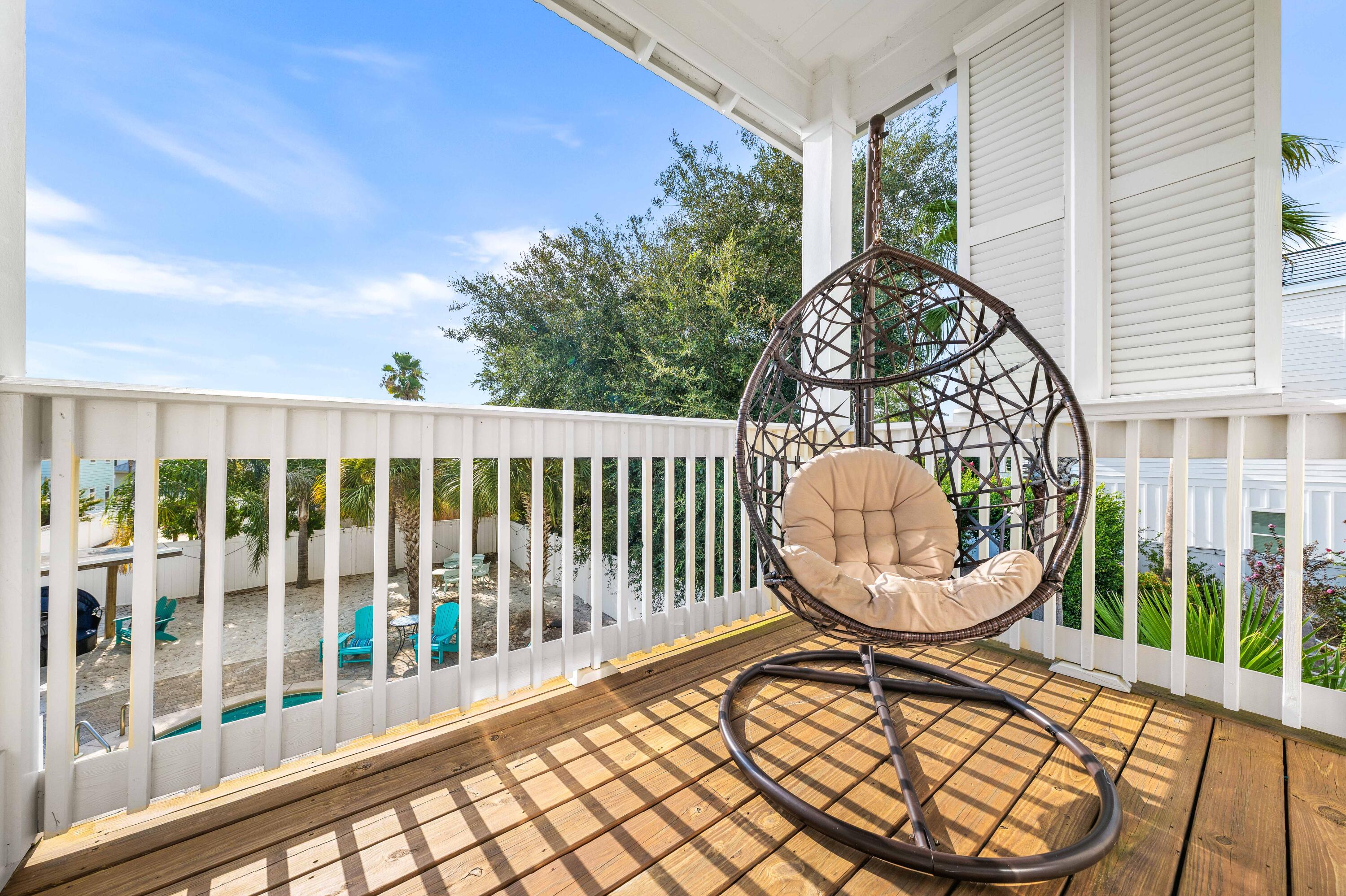 CRYSTAL BEACH - Residential
