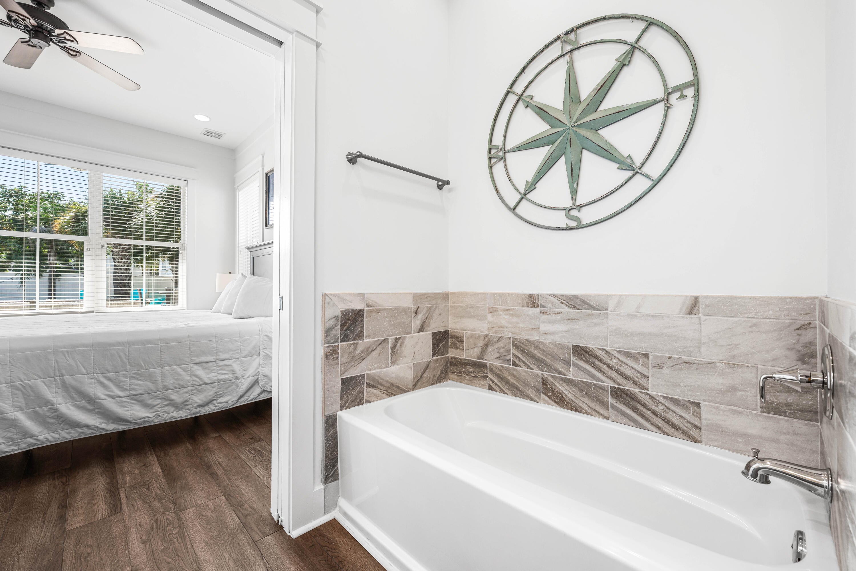 CRYSTAL BEACH - Residential