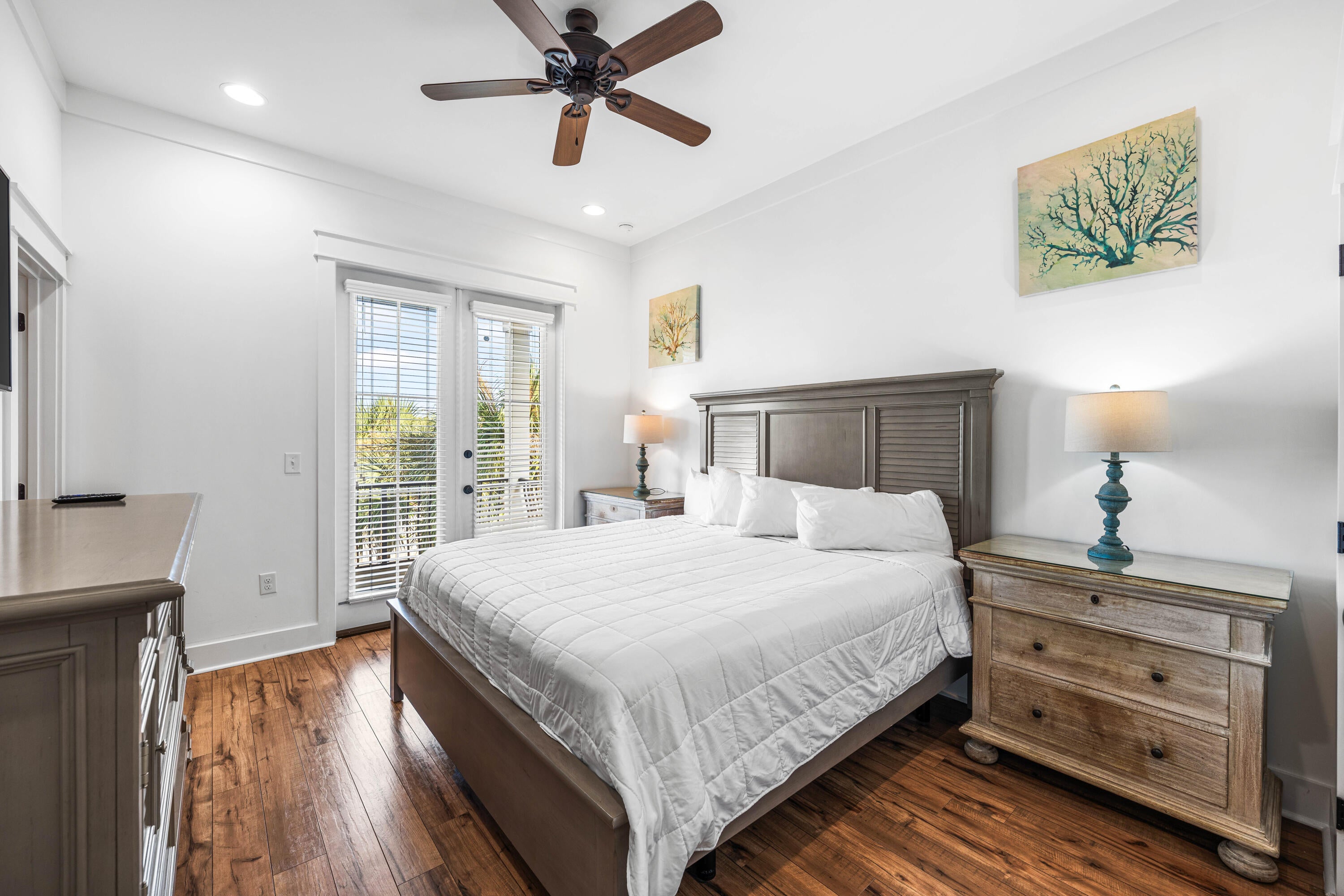 CRYSTAL BEACH - Residential