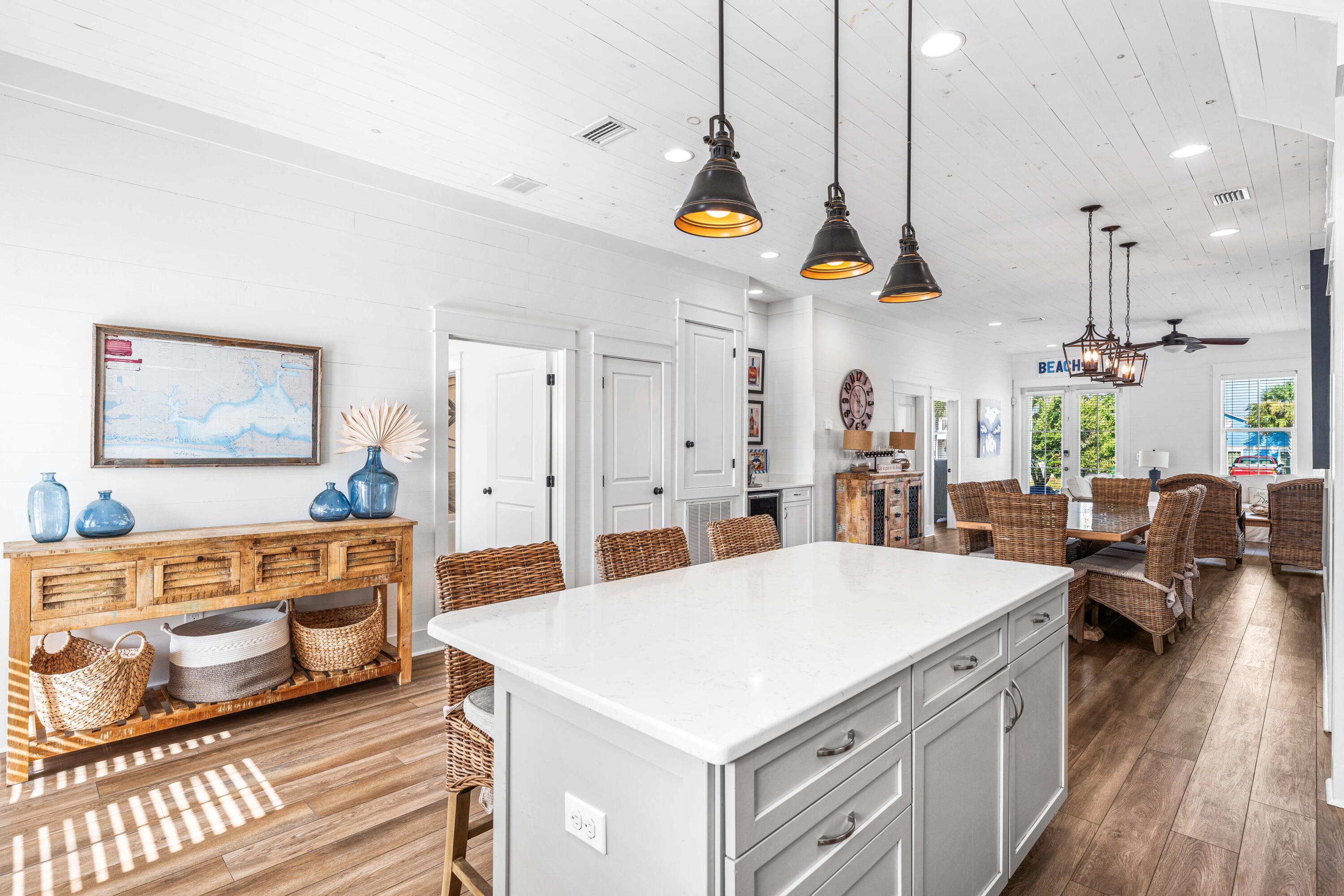 CRYSTAL BEACH - Residential