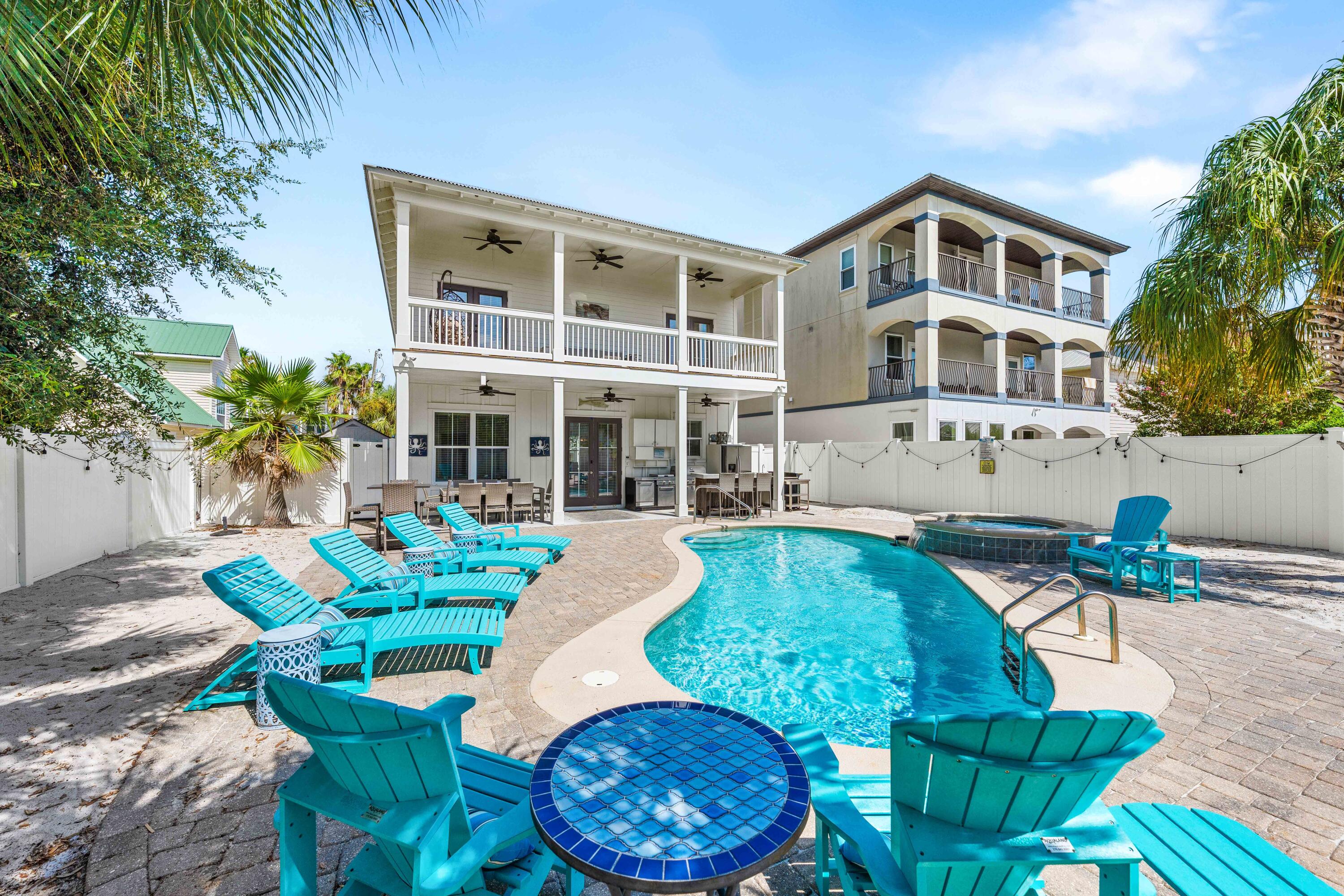 CRYSTAL BEACH - Residential