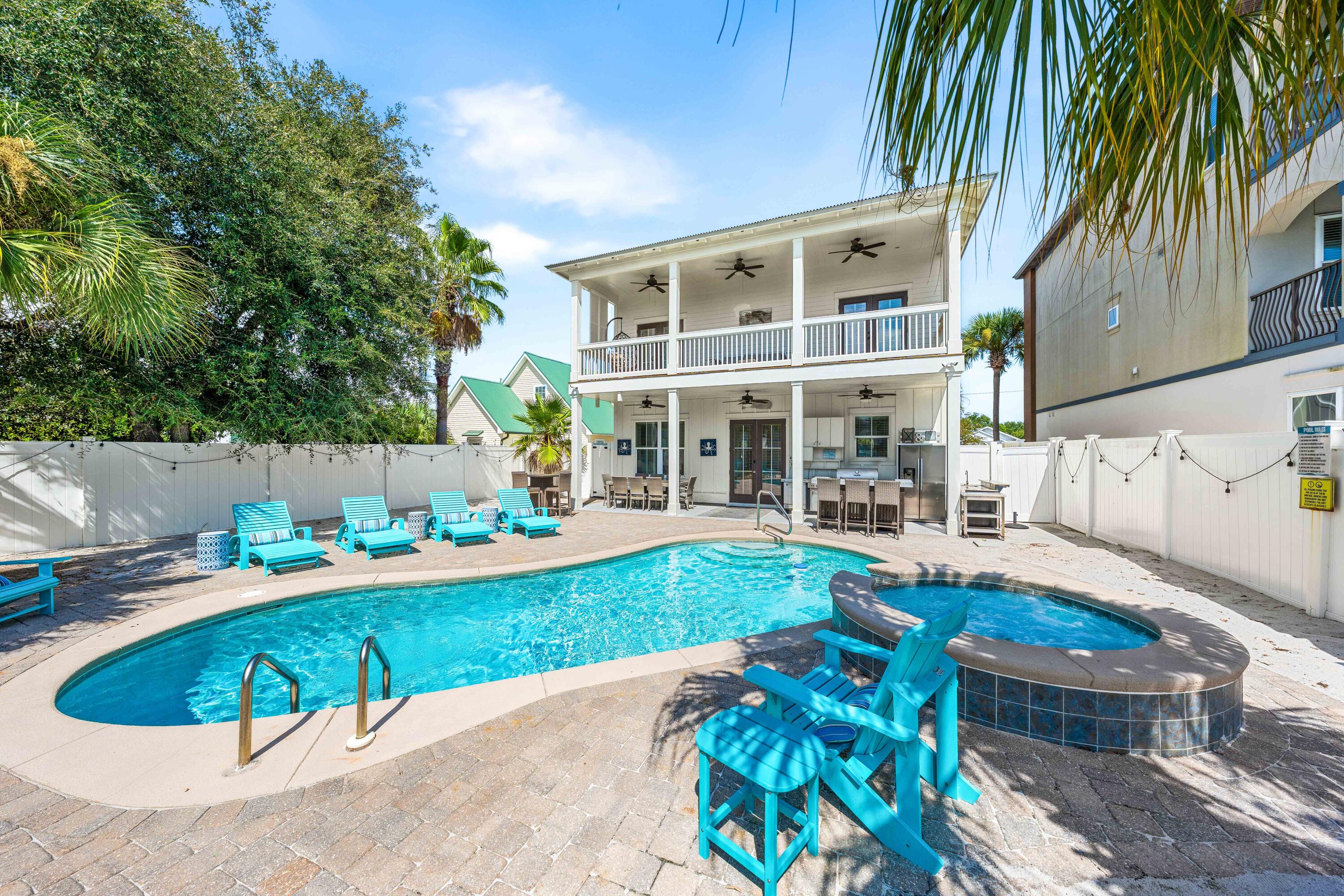CRYSTAL BEACH - Residential