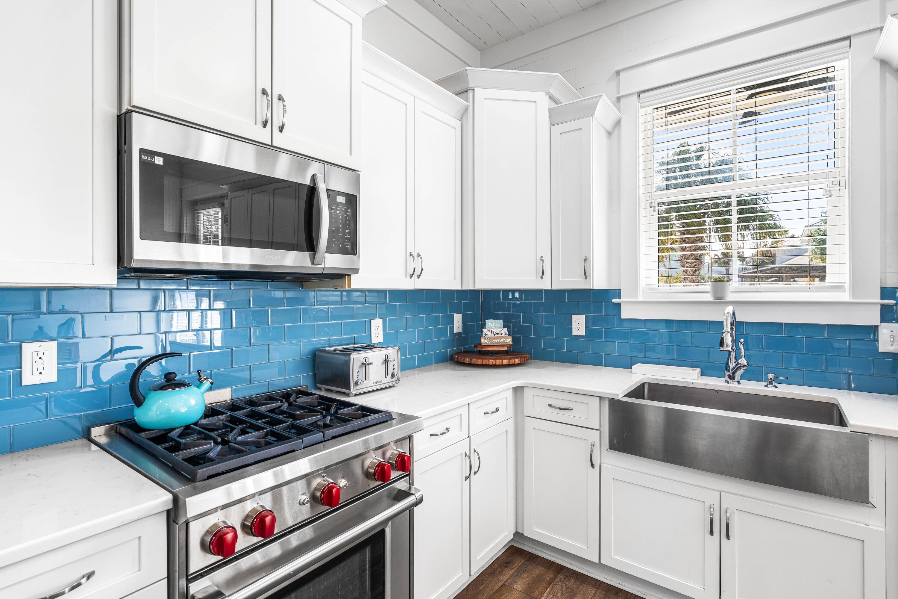 CRYSTAL BEACH - Residential