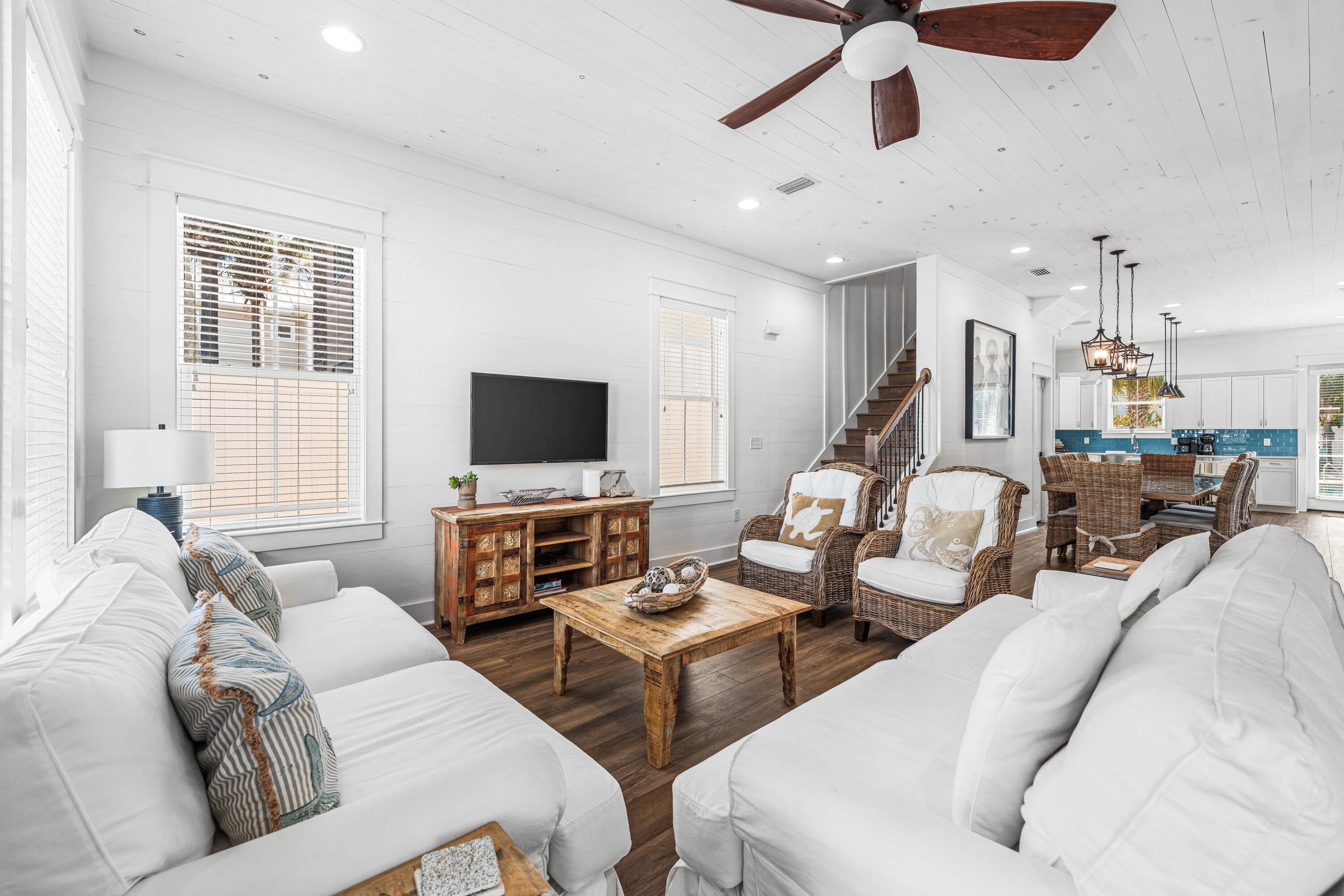 CRYSTAL BEACH - Residential