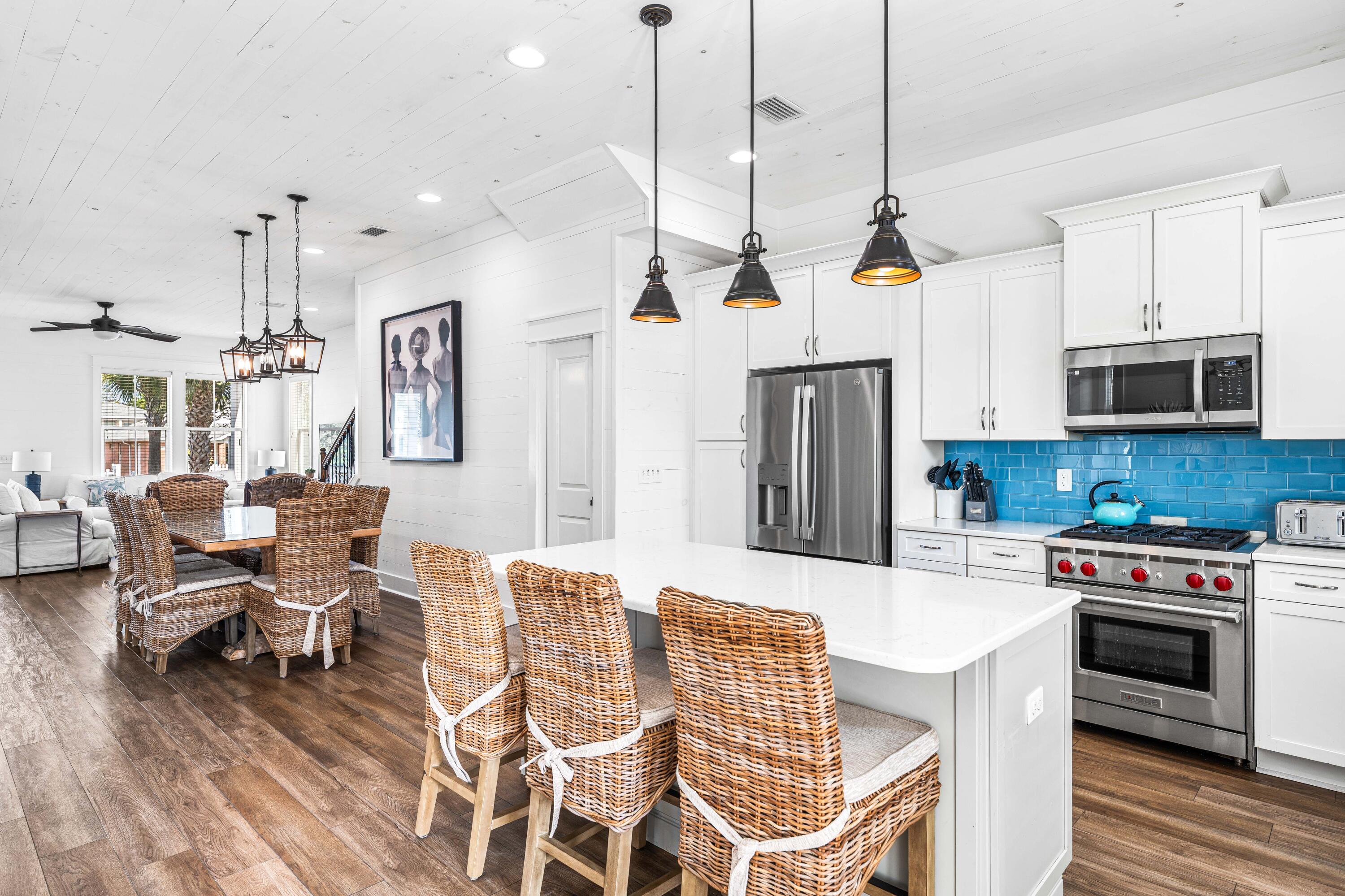 CRYSTAL BEACH - Residential