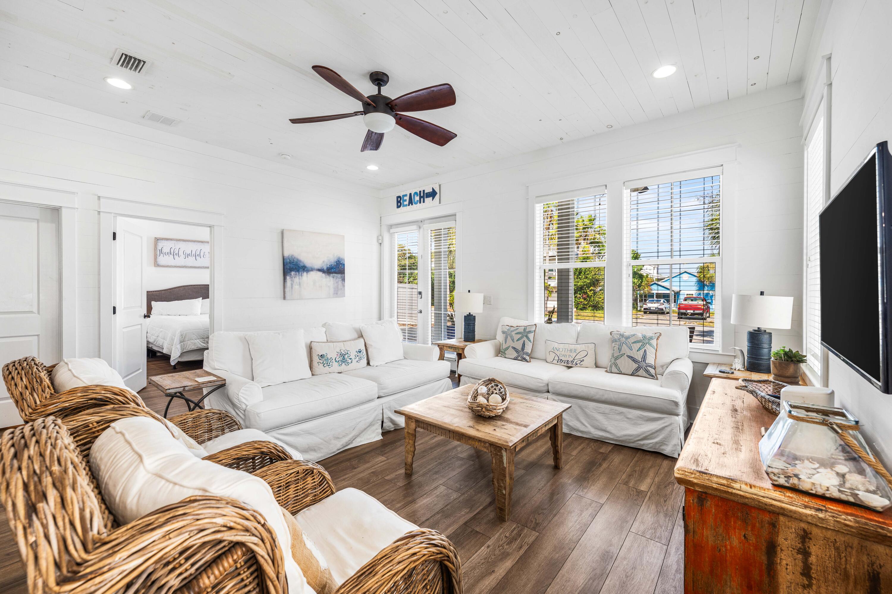 CRYSTAL BEACH - Residential
