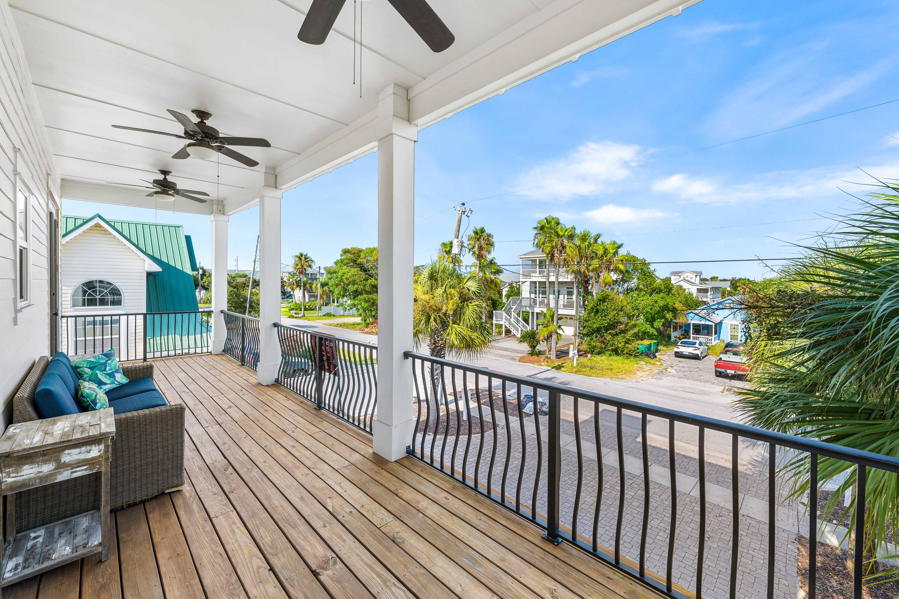 CRYSTAL BEACH - Residential