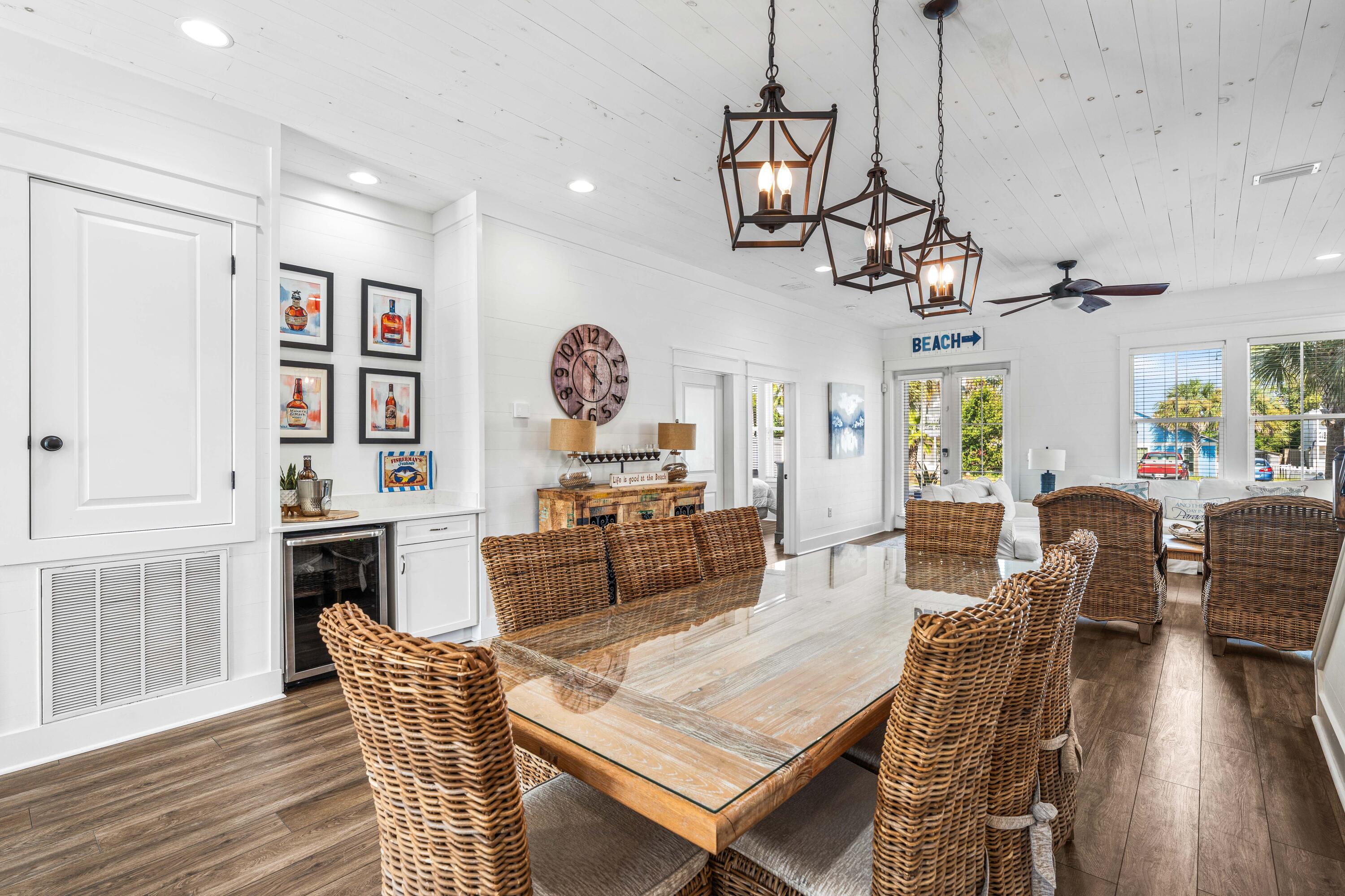 CRYSTAL BEACH - Residential