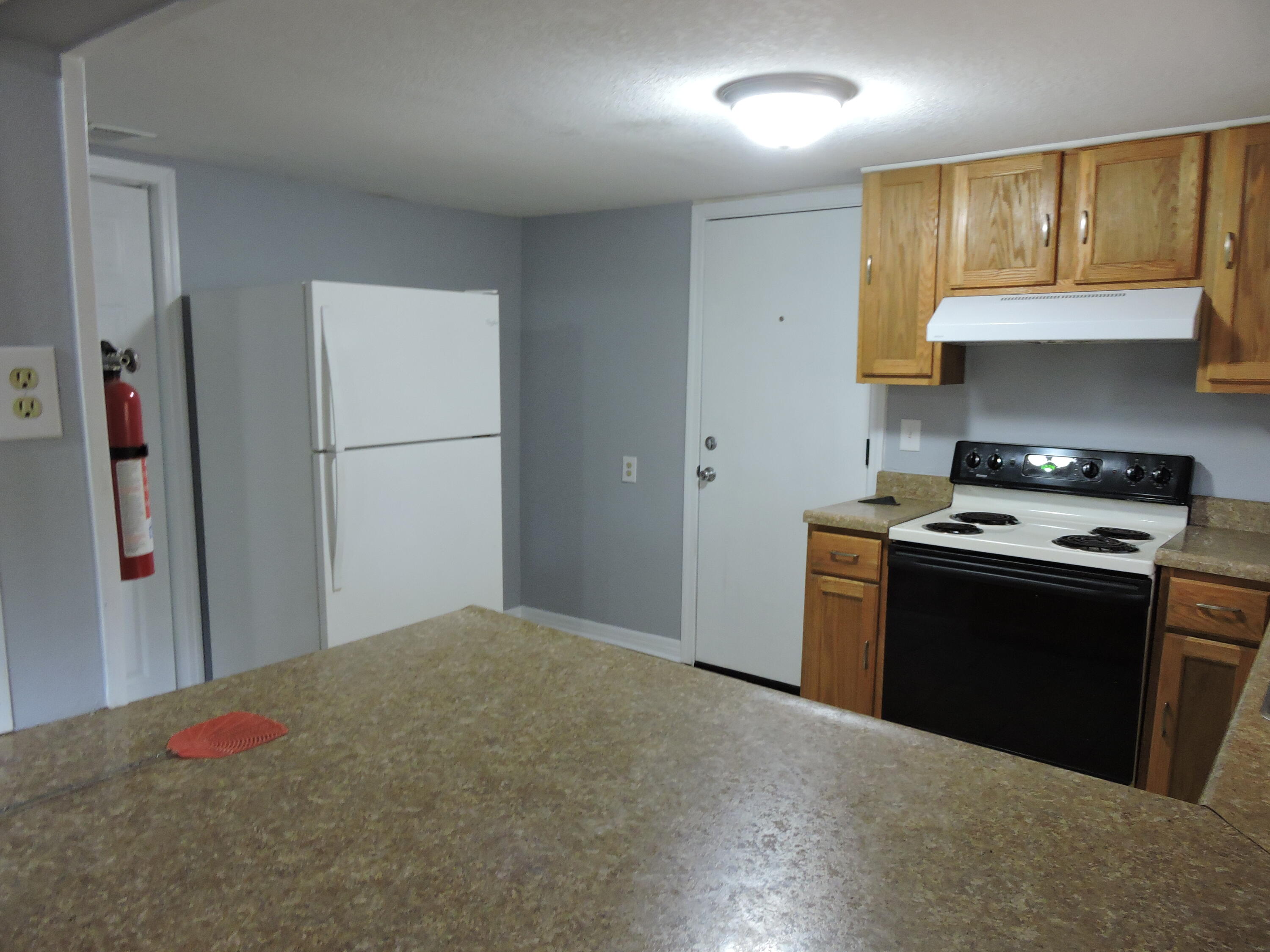CRESTVIEW - Residential Lease