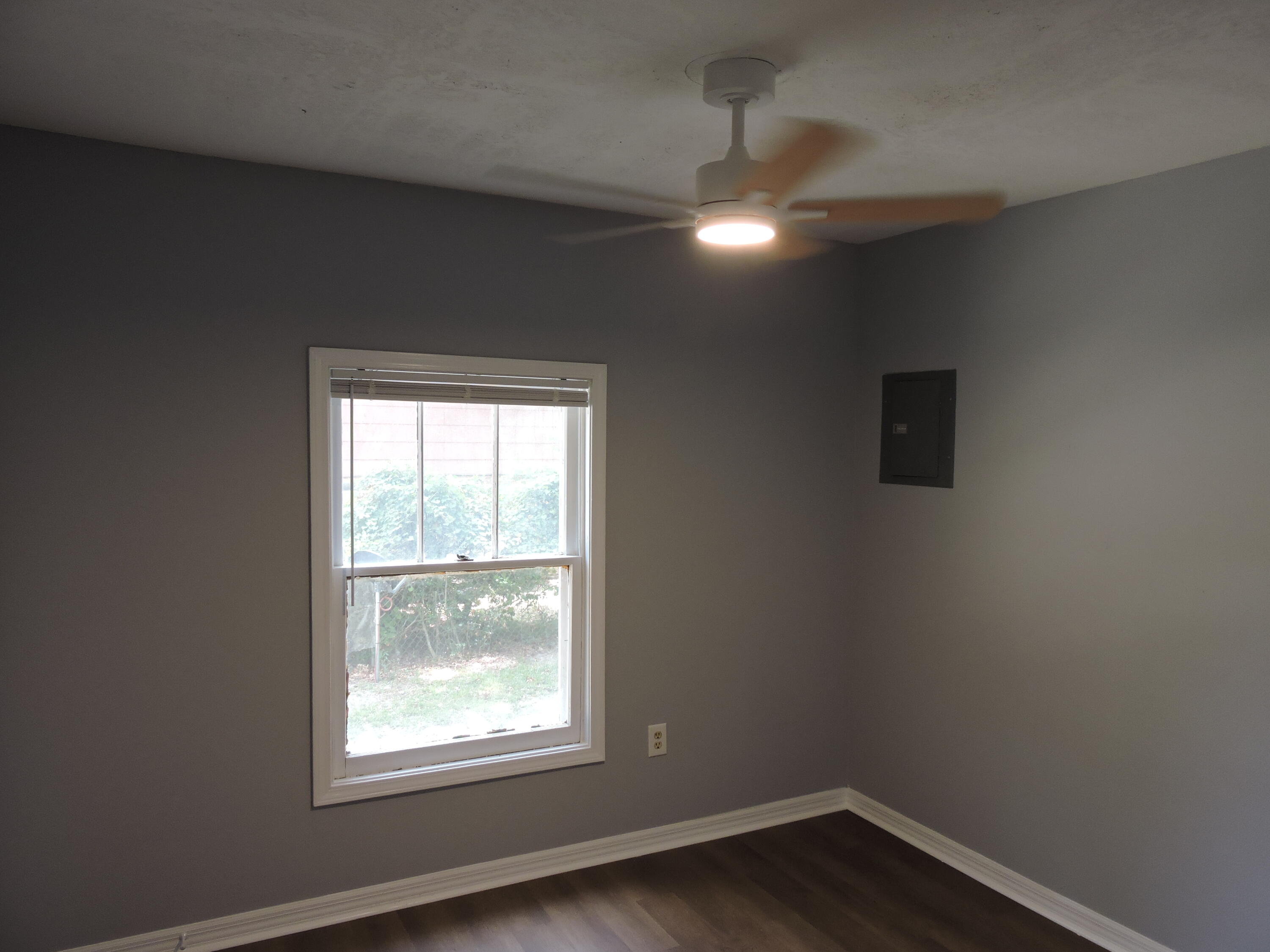 CRESTVIEW - Residential Lease