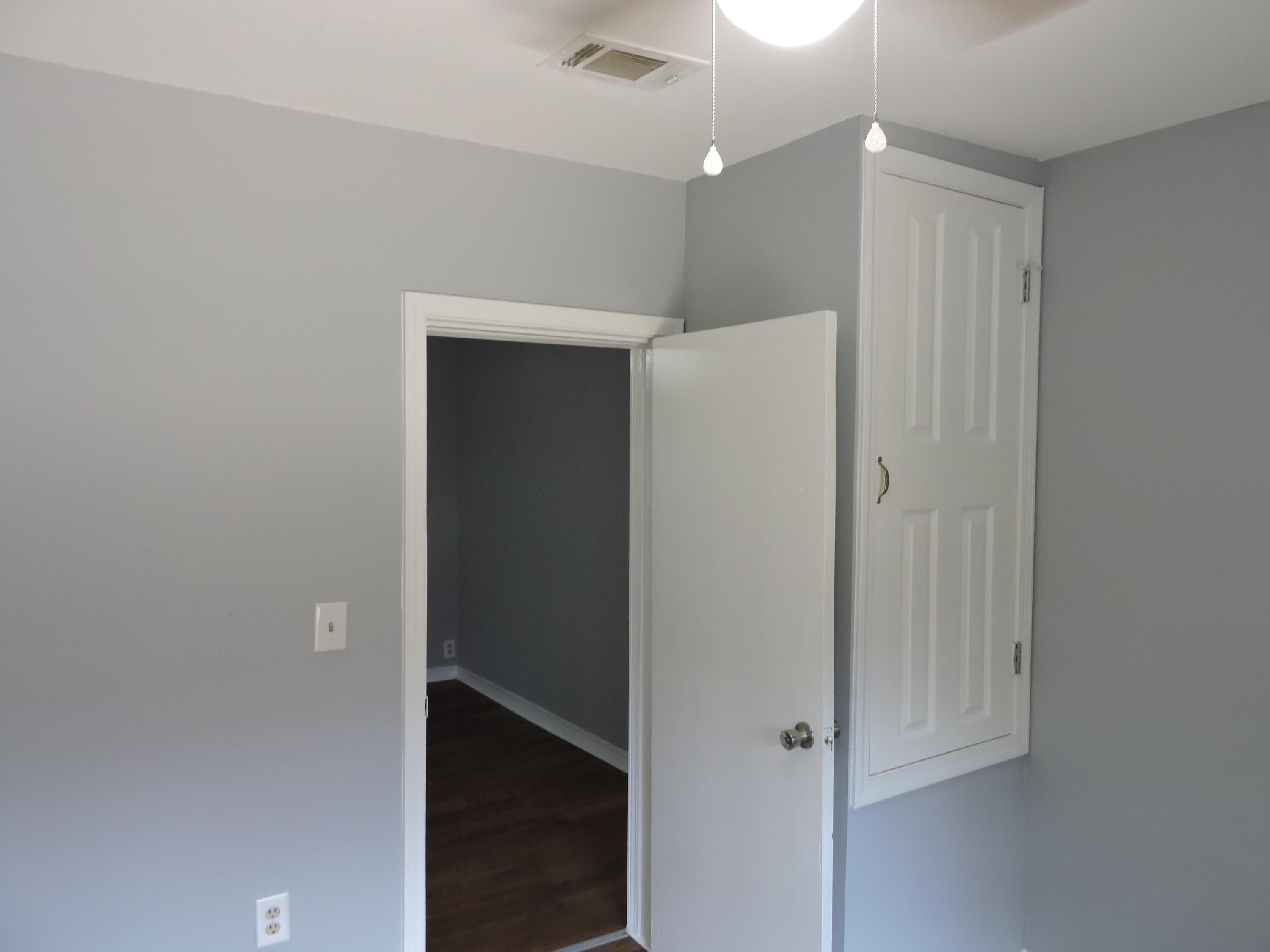 CRESTVIEW - Residential Lease