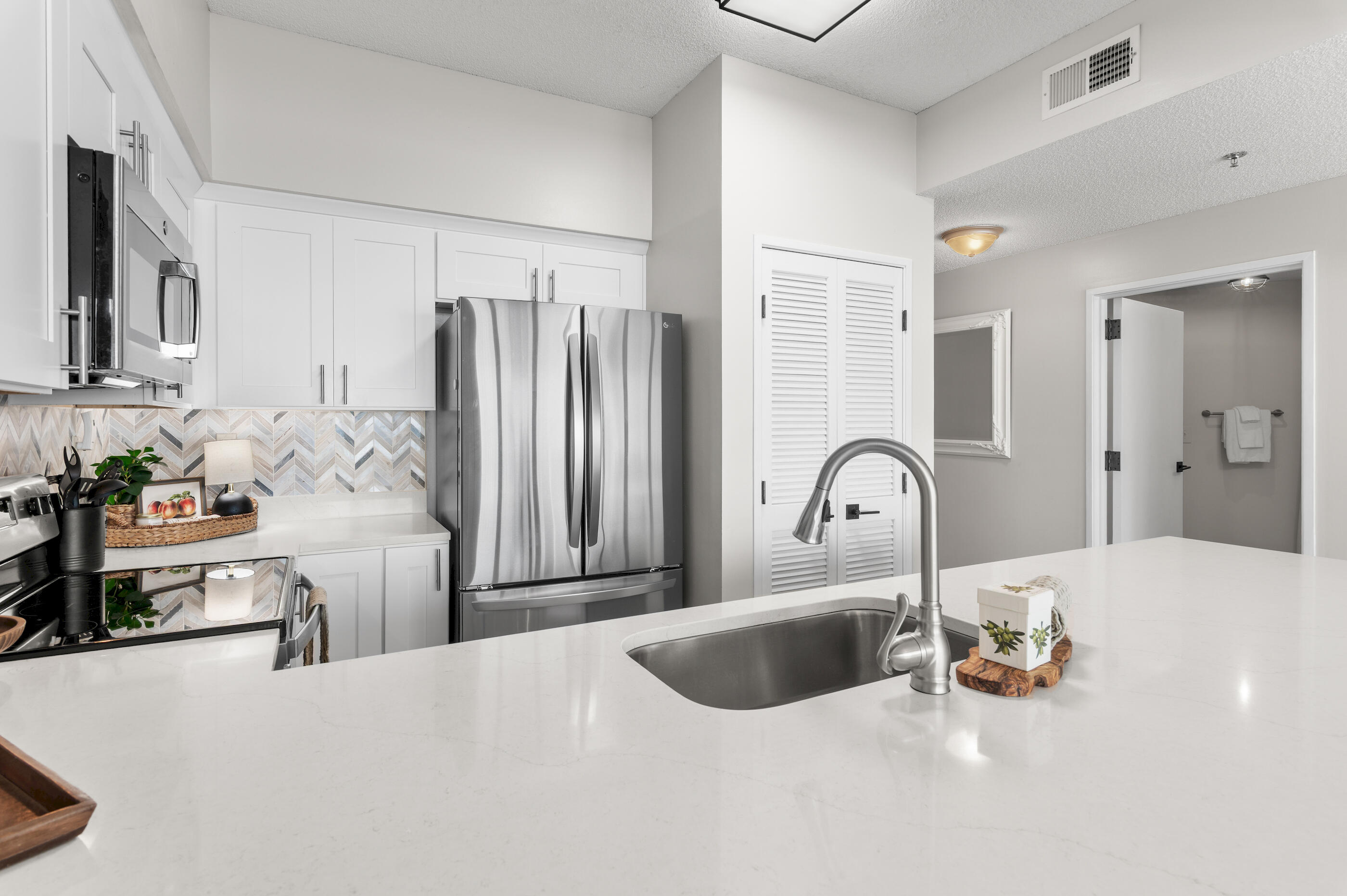 TIDES AT TOPS'L - Residential