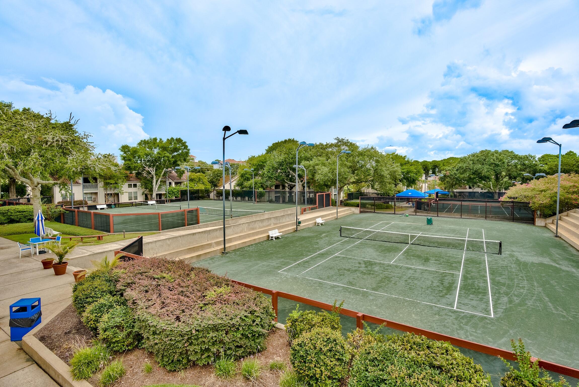 TIDES AT TOPS'L - Residential