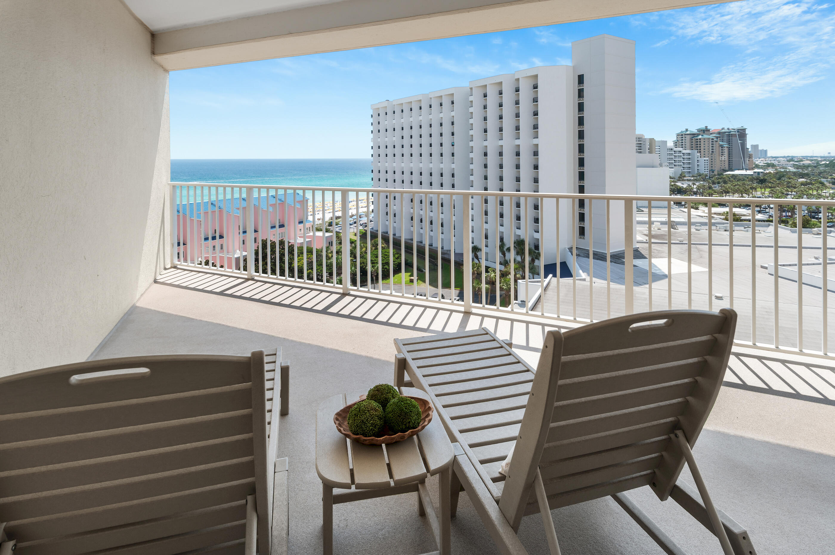 TIDES AT TOPS'L - Residential
