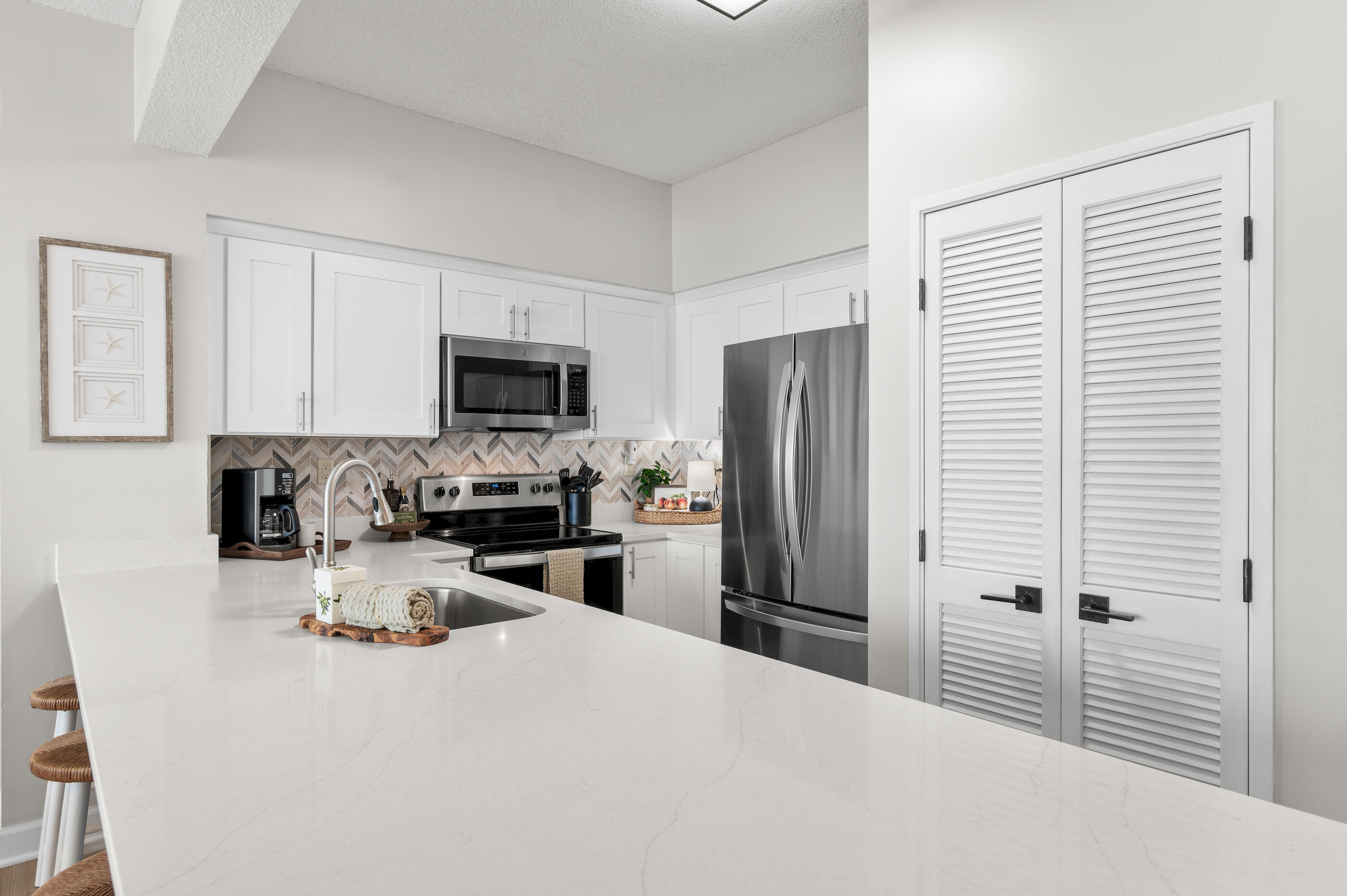 TIDES AT TOPS'L - Residential