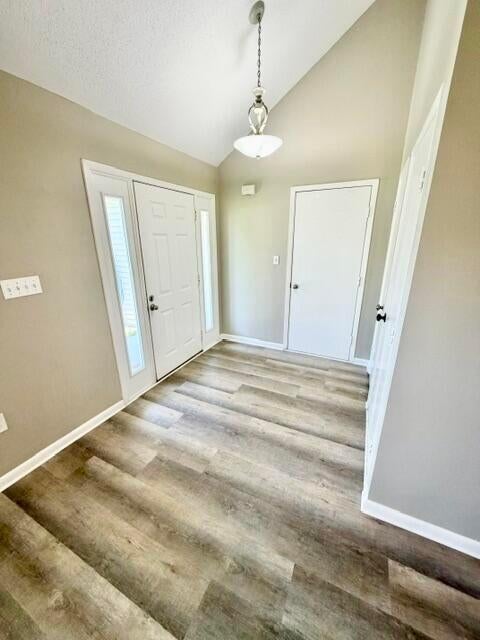 SADDLE CREEK - Residential Lease