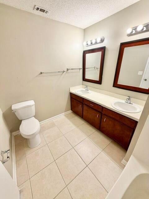 SADDLE CREEK - Residential Lease