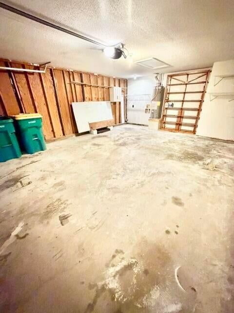 SADDLE CREEK - Residential Lease