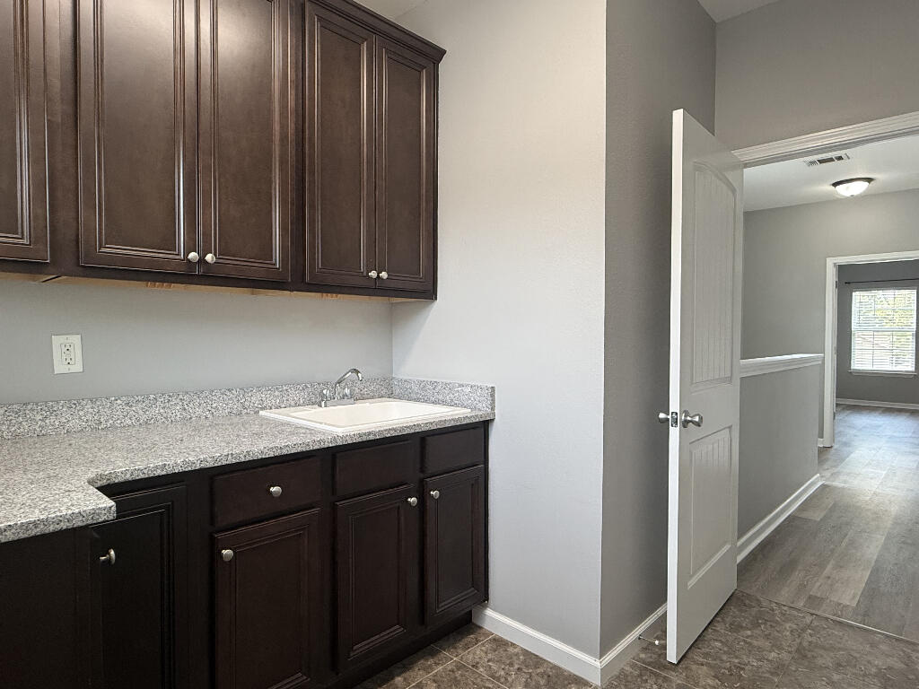 REDWOOD VILLAGE - Residential