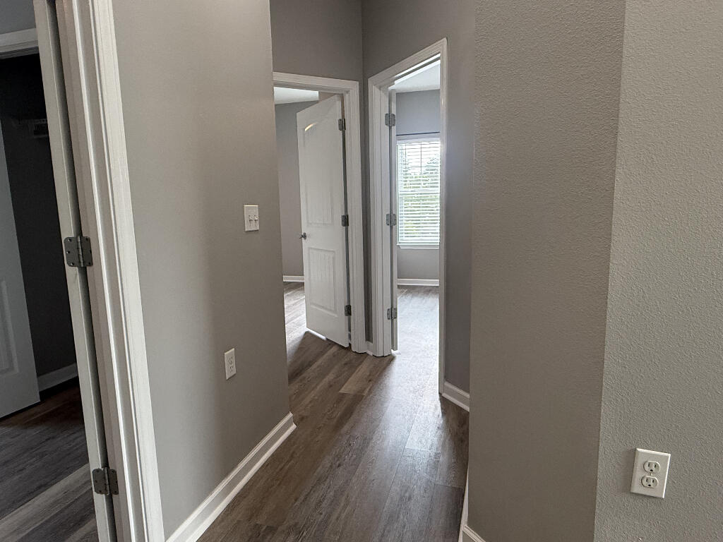 REDWOOD VILLAGE - Residential
