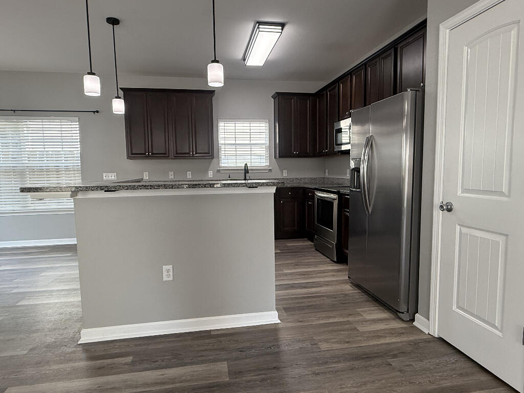 REDWOOD VILLAGE - Residential