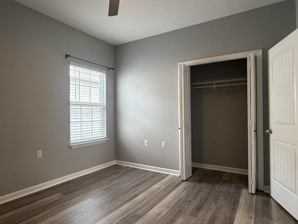 REDWOOD VILLAGE - Residential