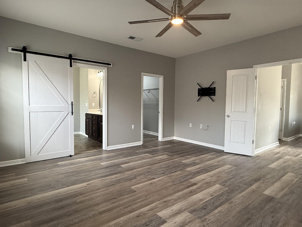 REDWOOD VILLAGE - Residential