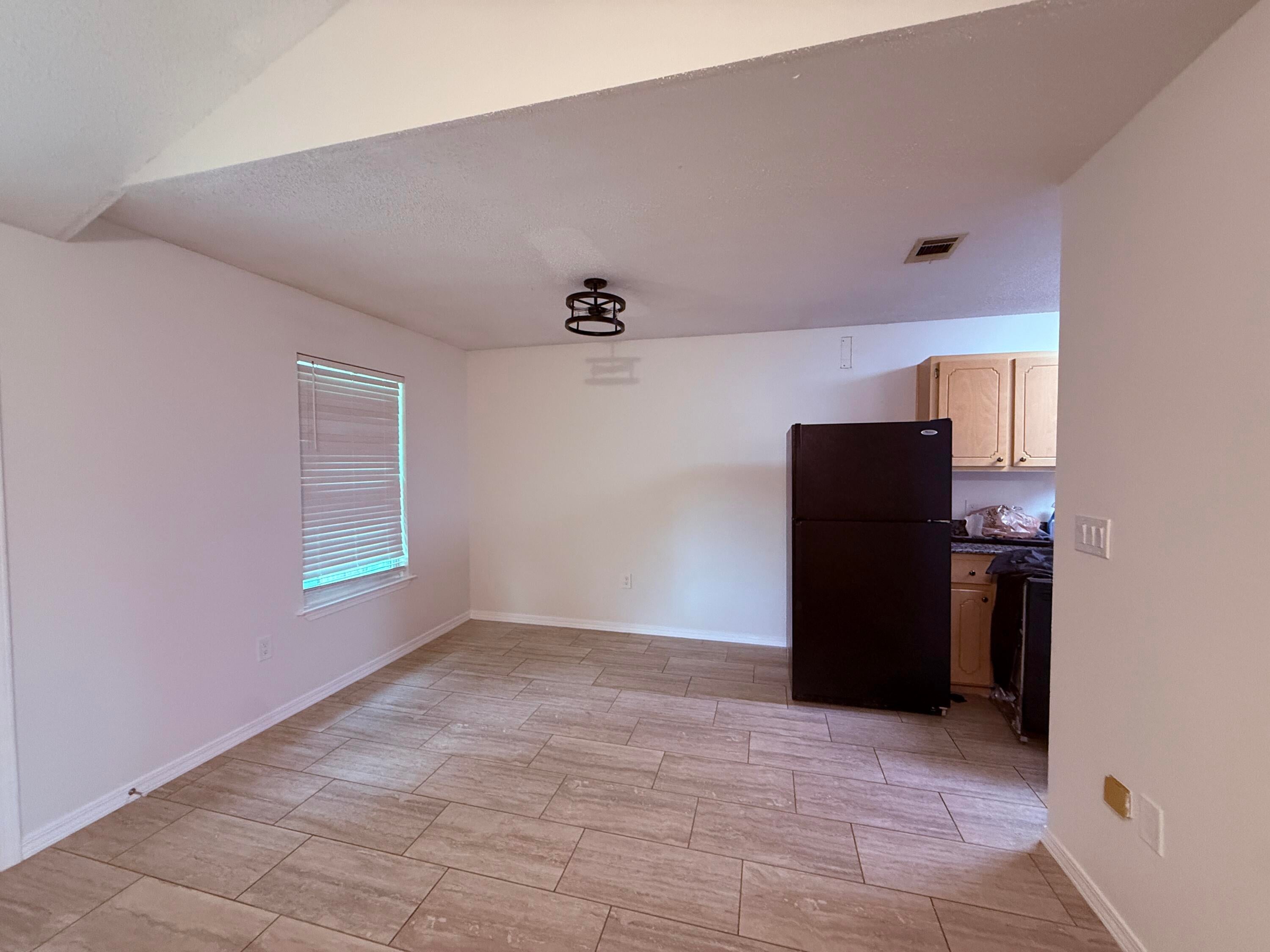 OLDE CYPRESS VILLAGE - Residential Lease